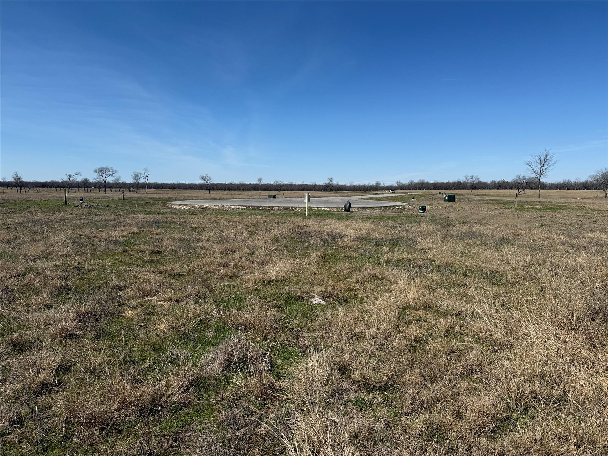 main property photo 11