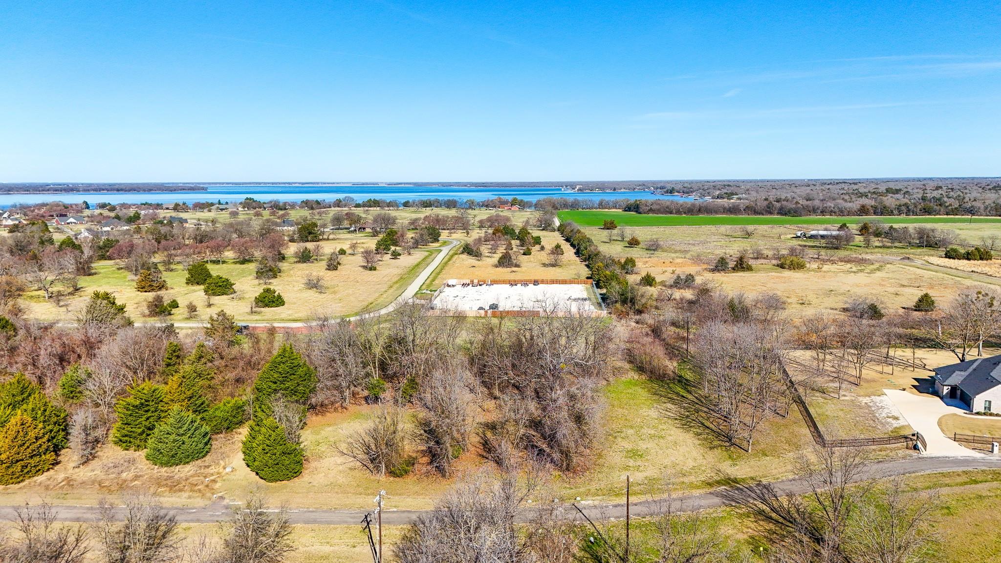 main property photo 8