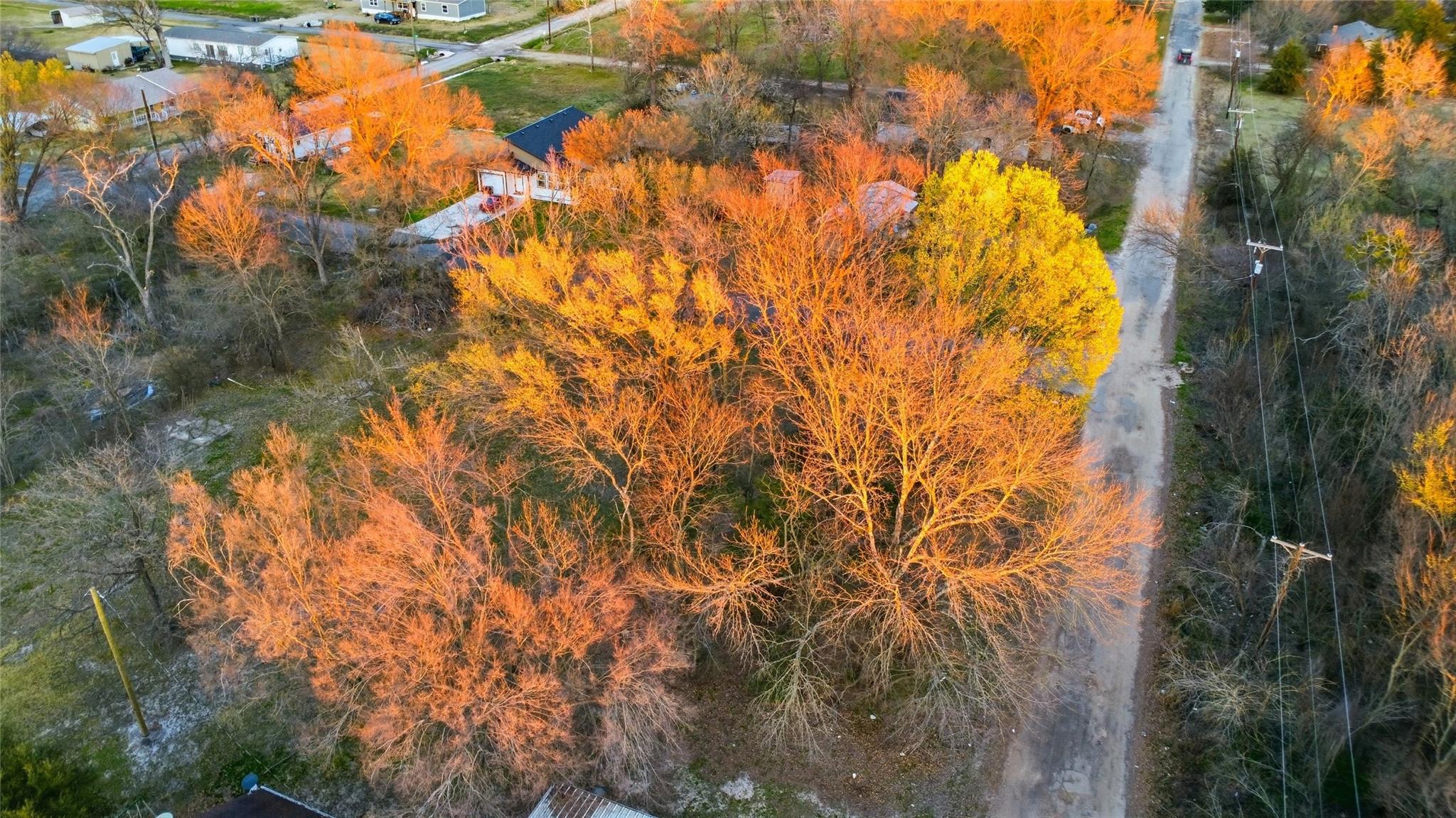 main property photo 9