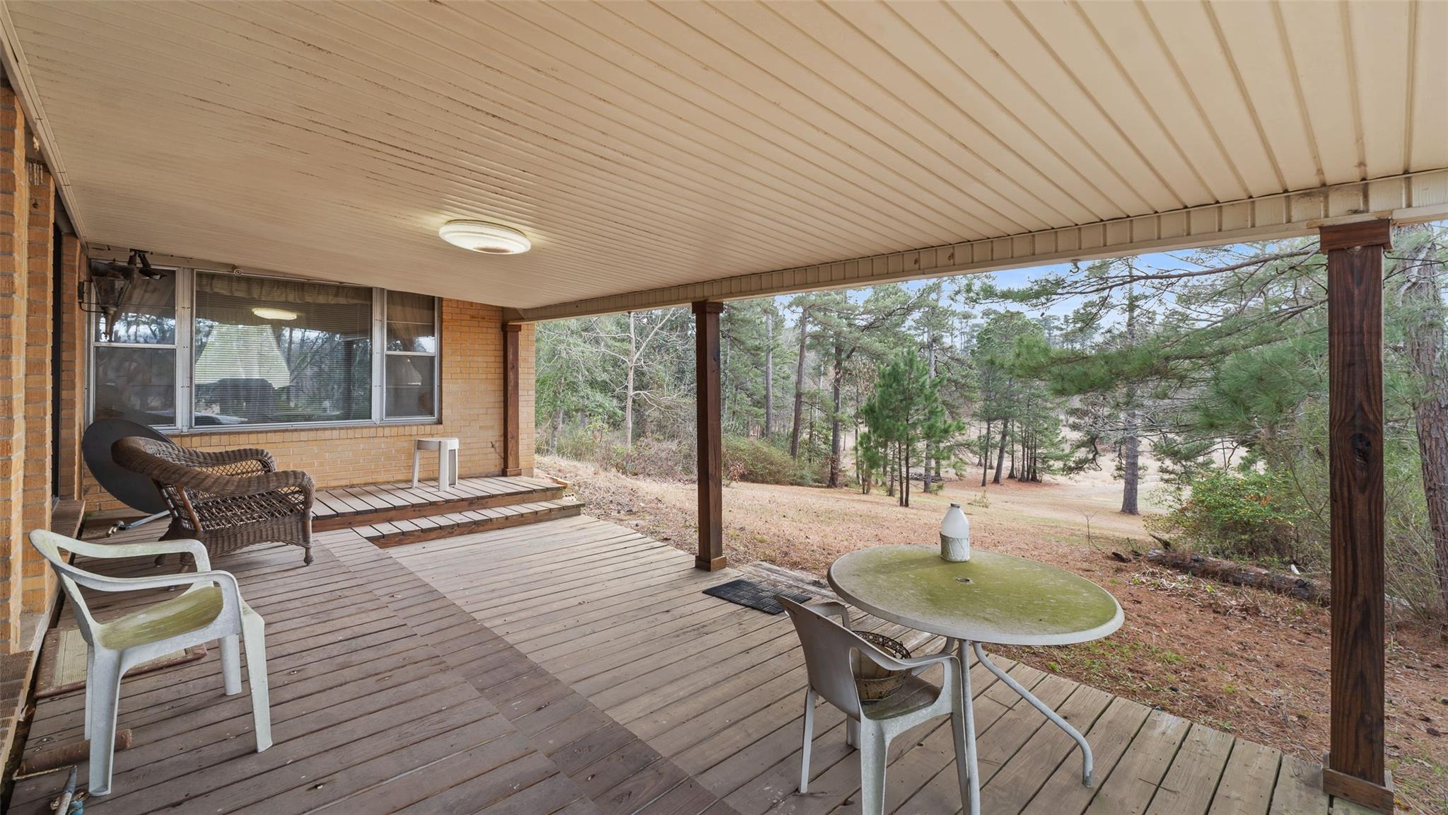 main property photo 25