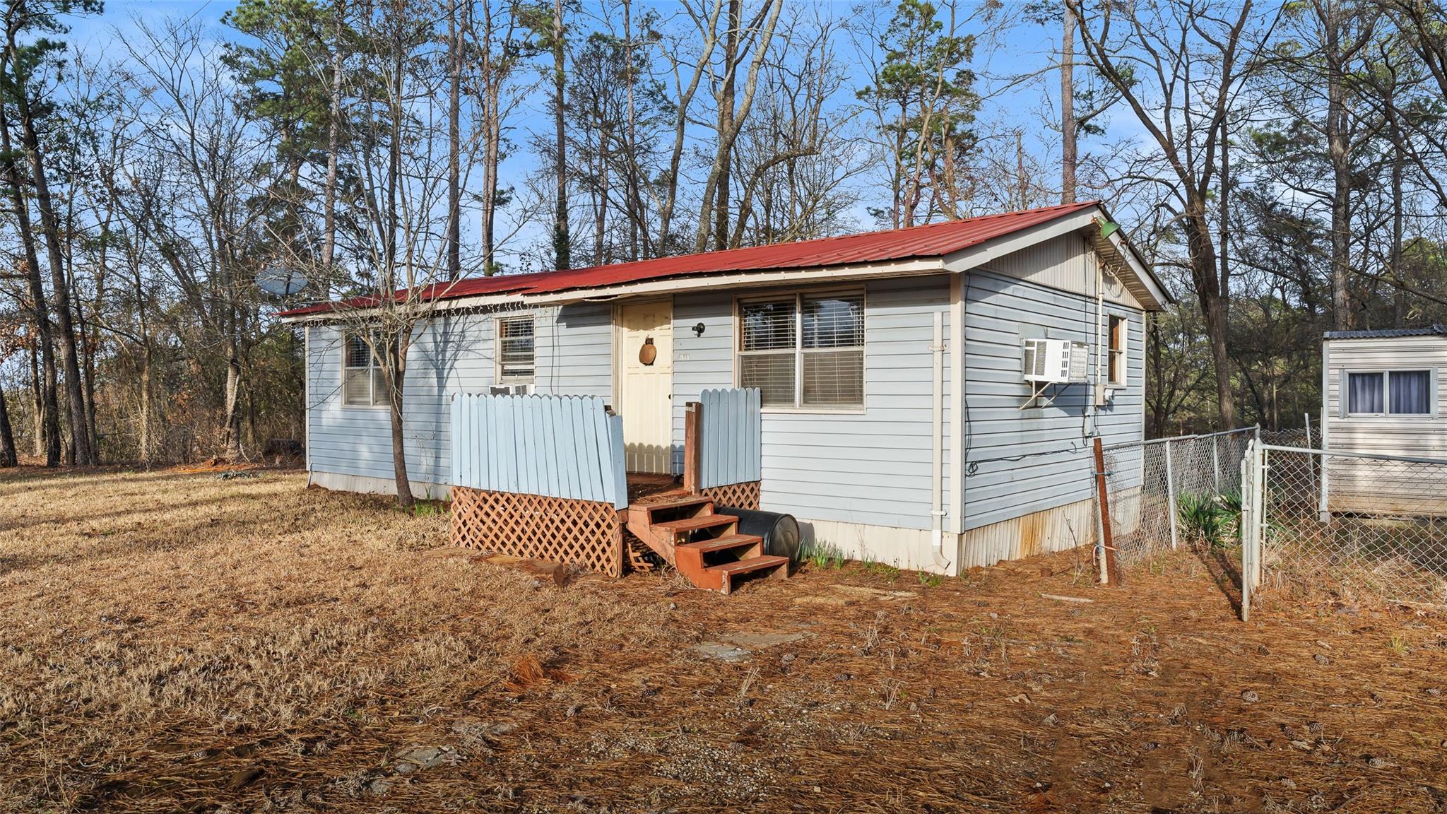 main property photo 37