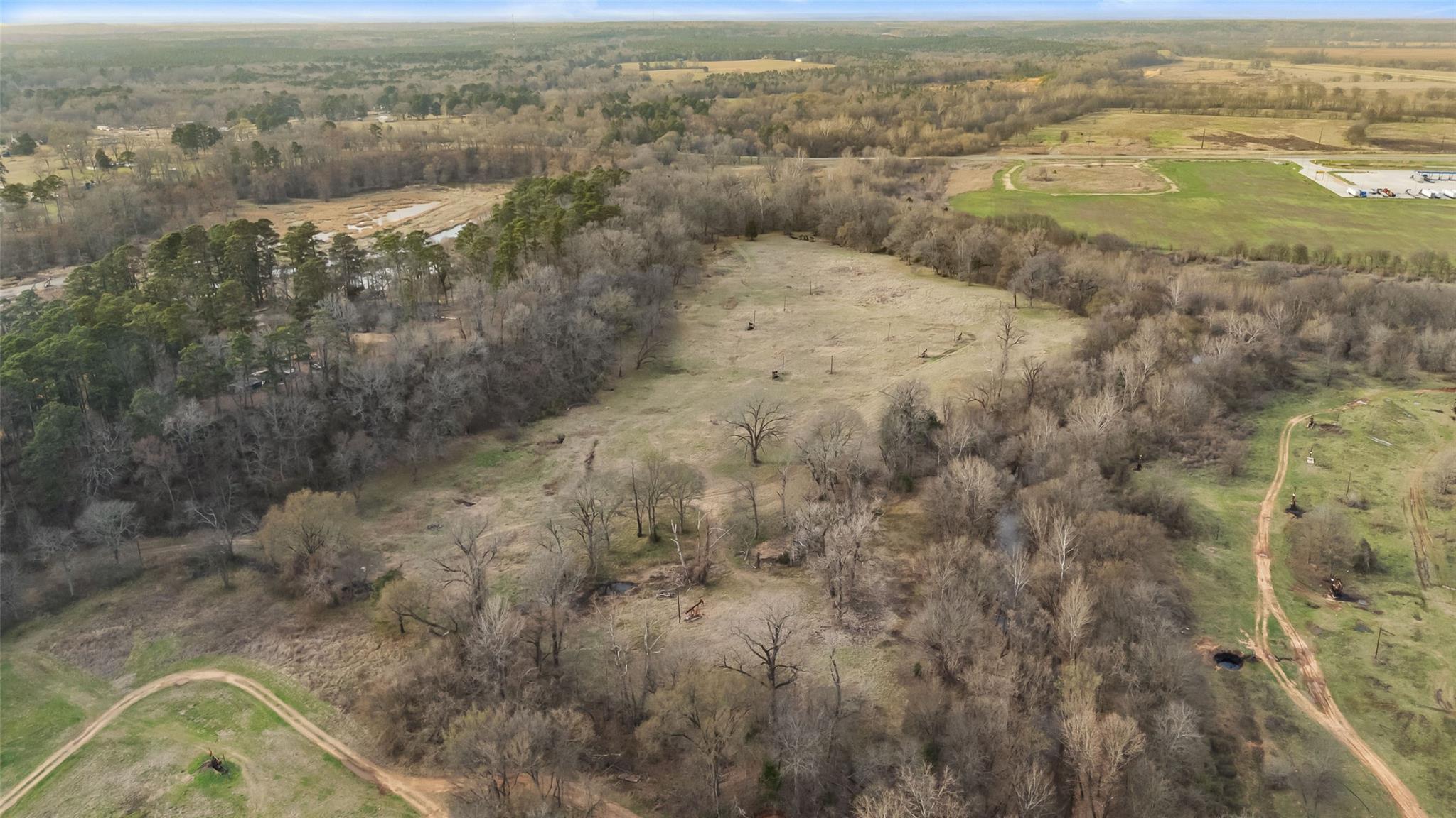 main property photo 9