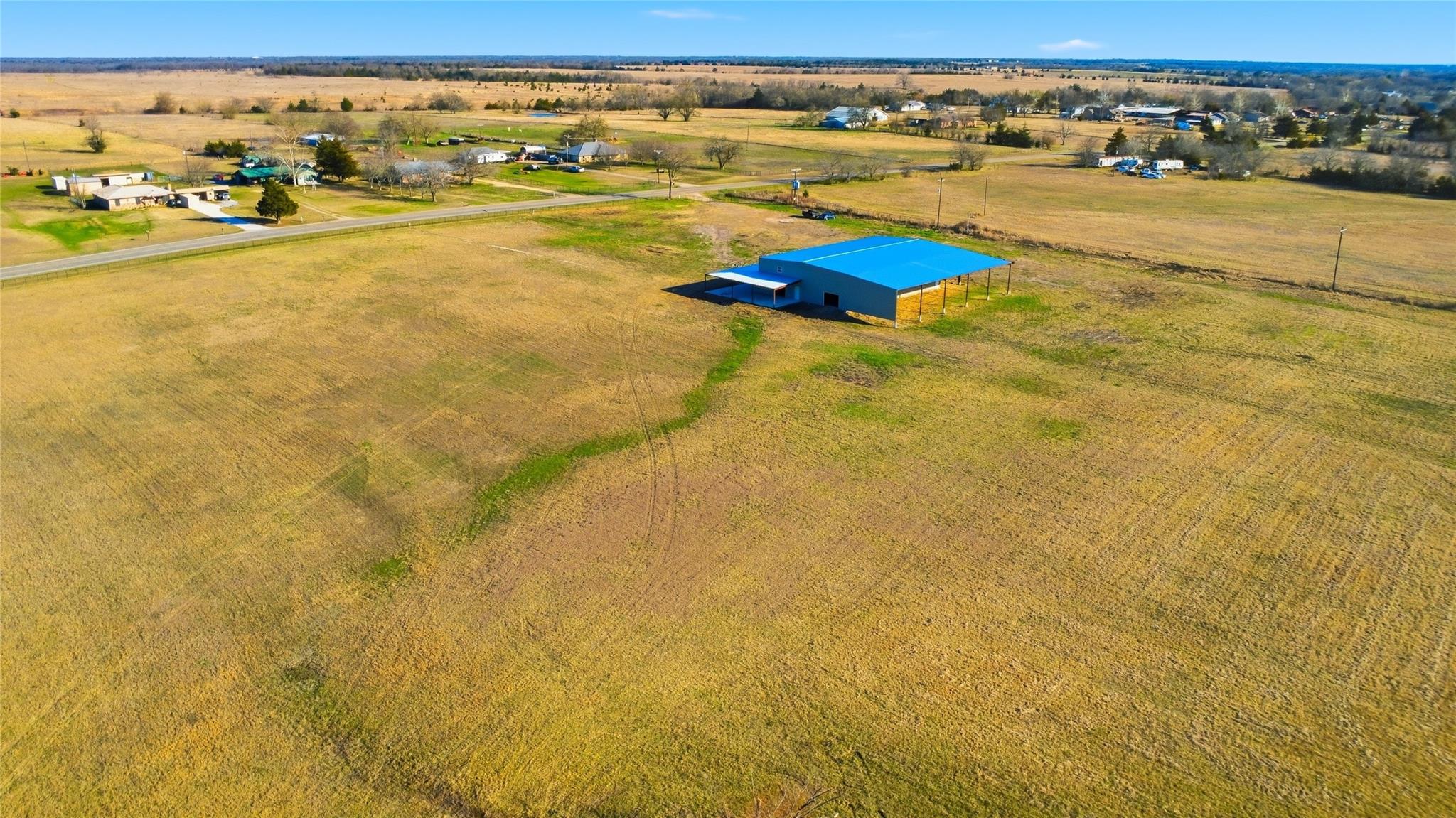 main property photo 14