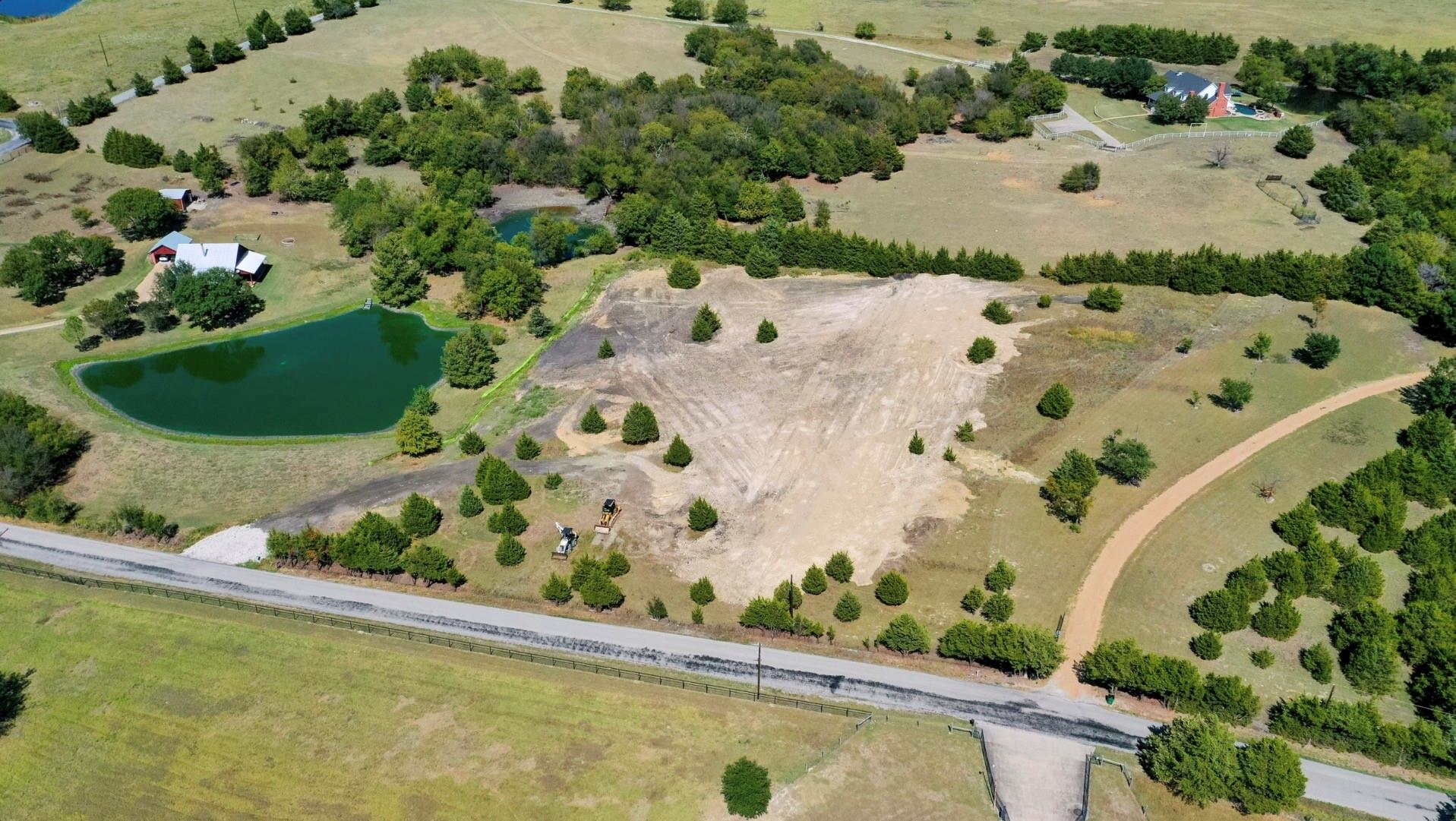 main property photo 8