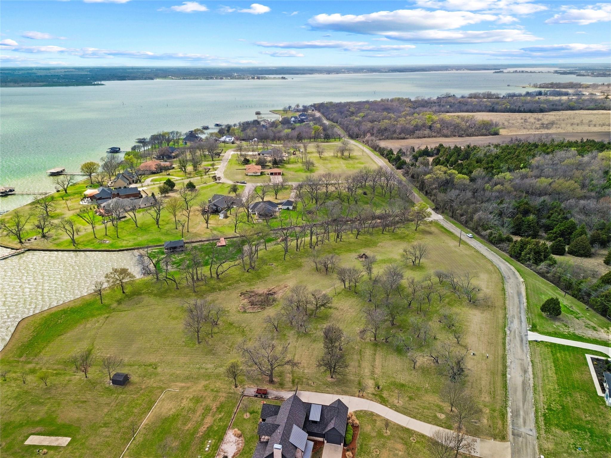 main property photo 13