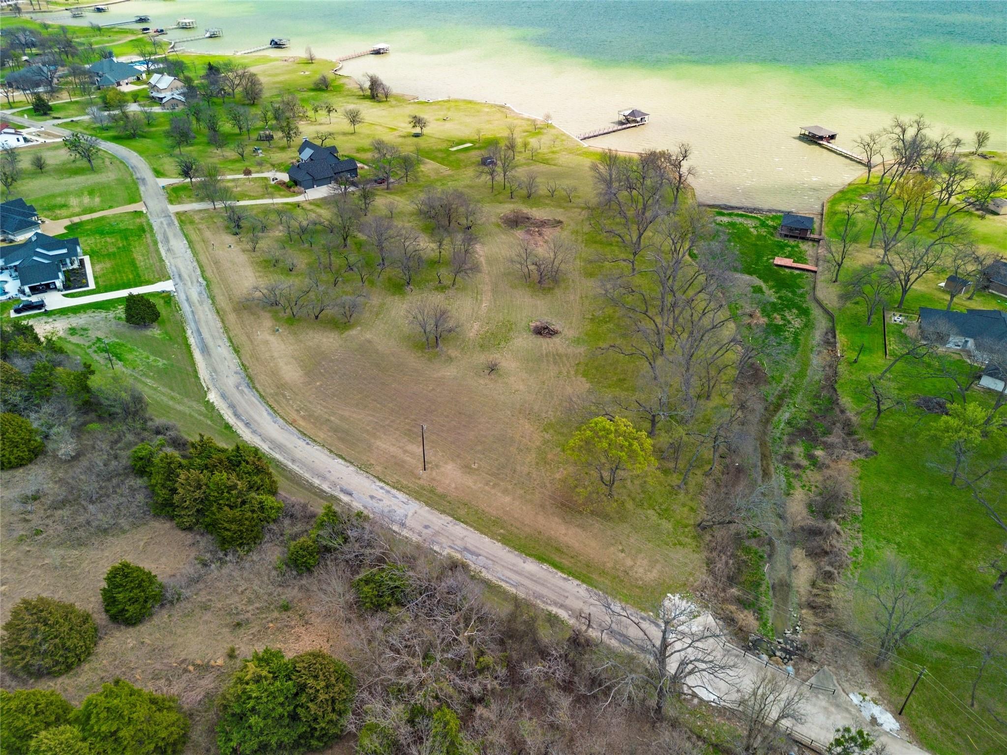 main property photo 4