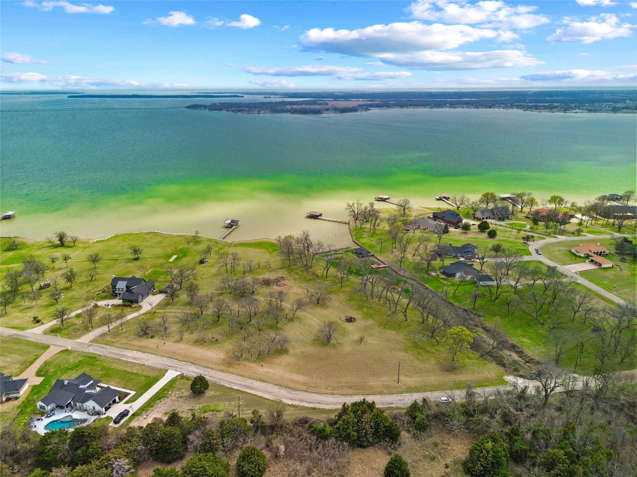main property photo 17