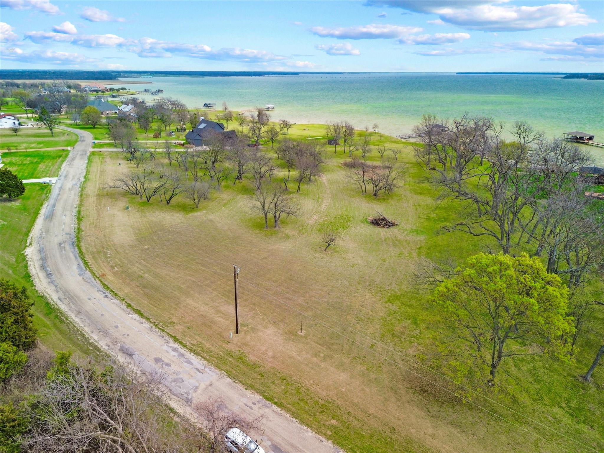 main property photo 26