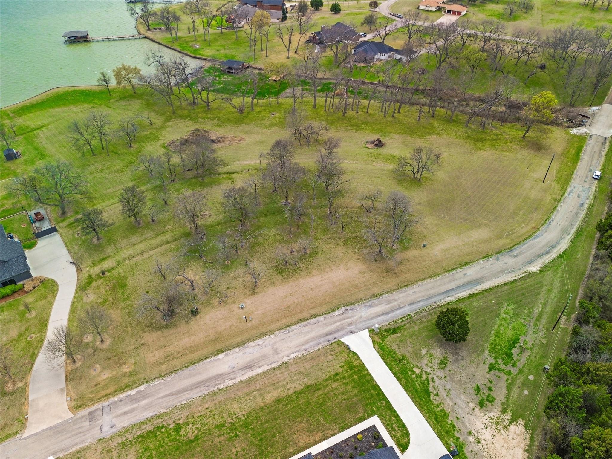 main property photo 20