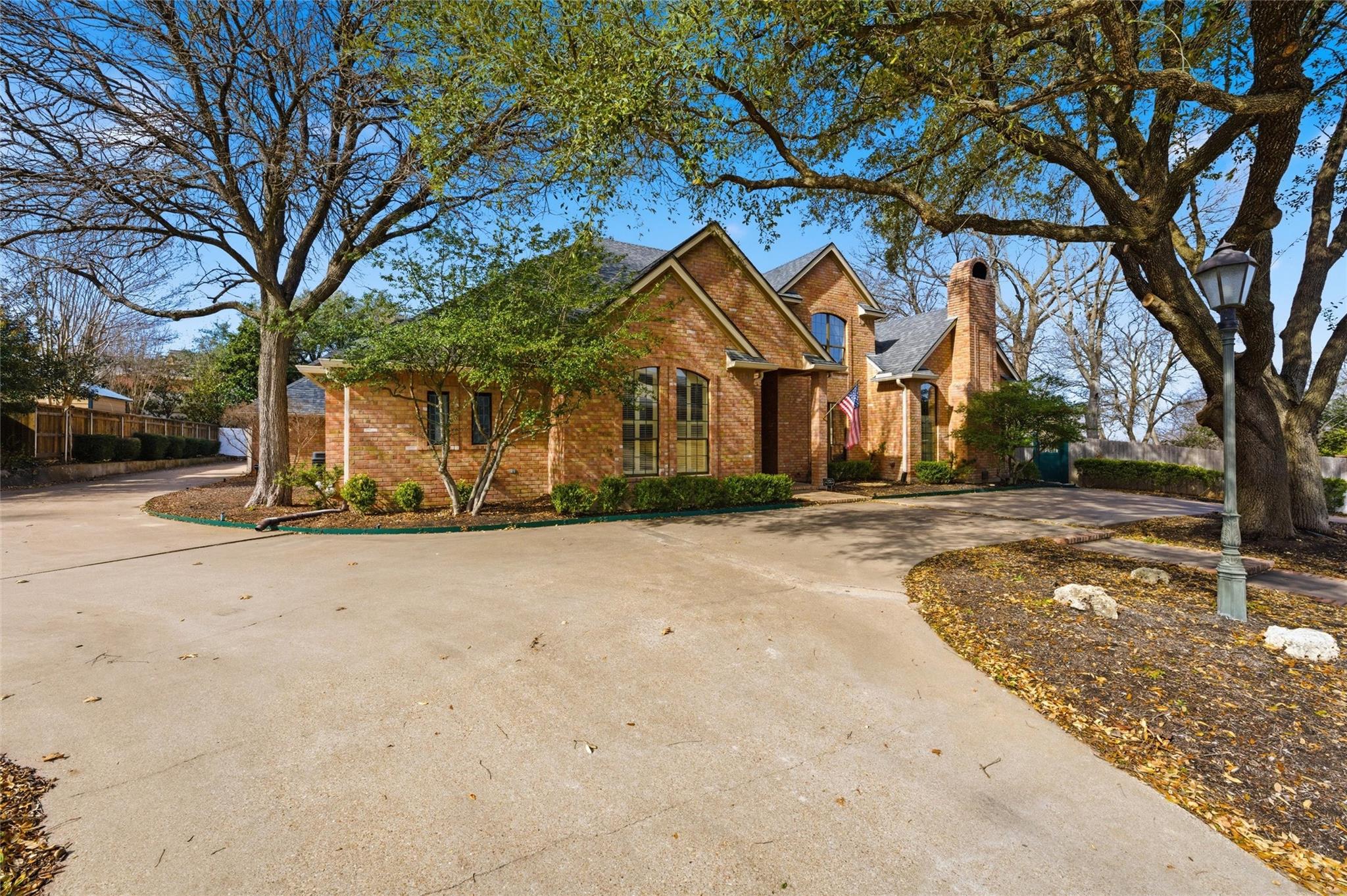 main property photo 38