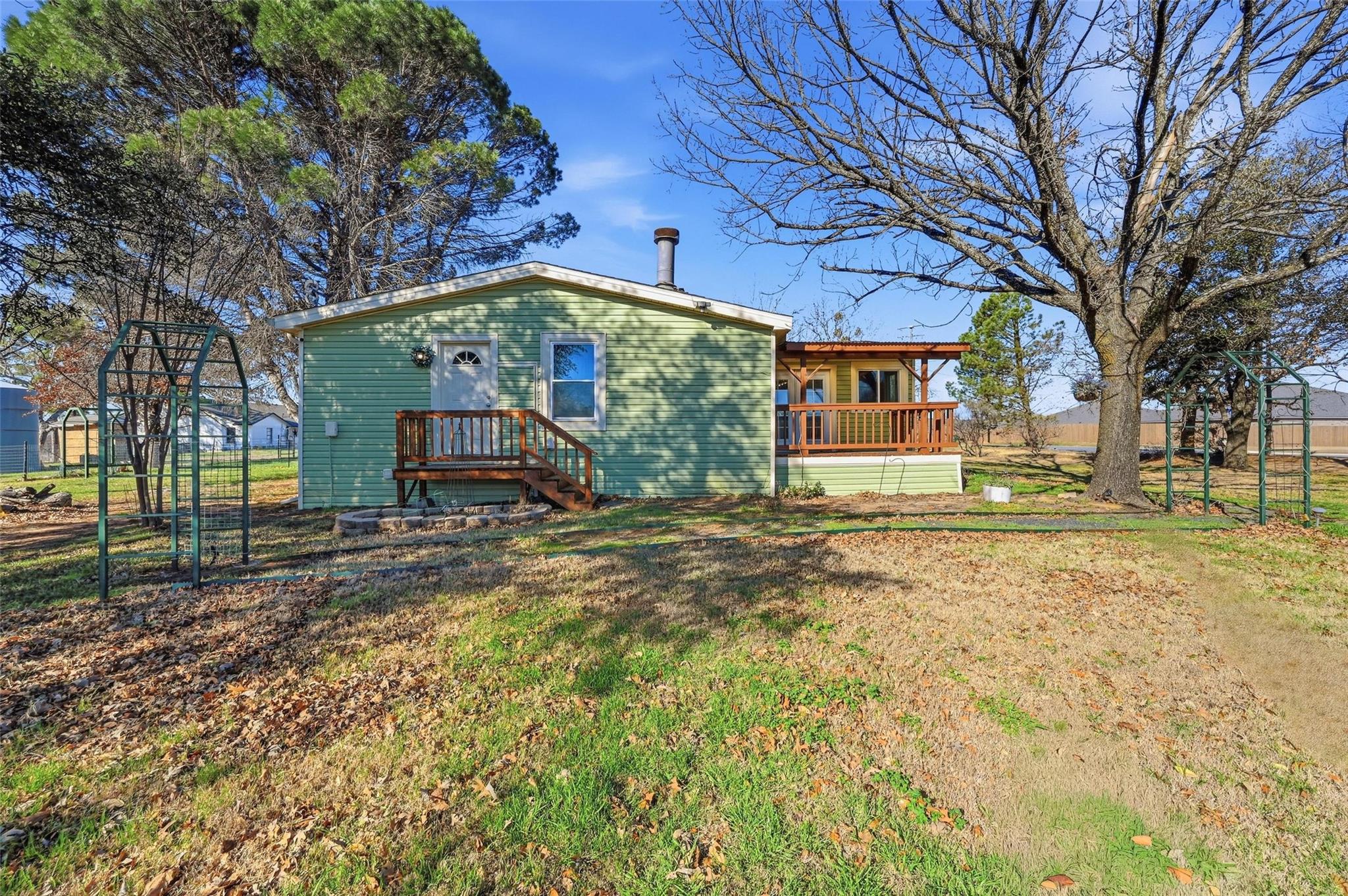 main property photo 30