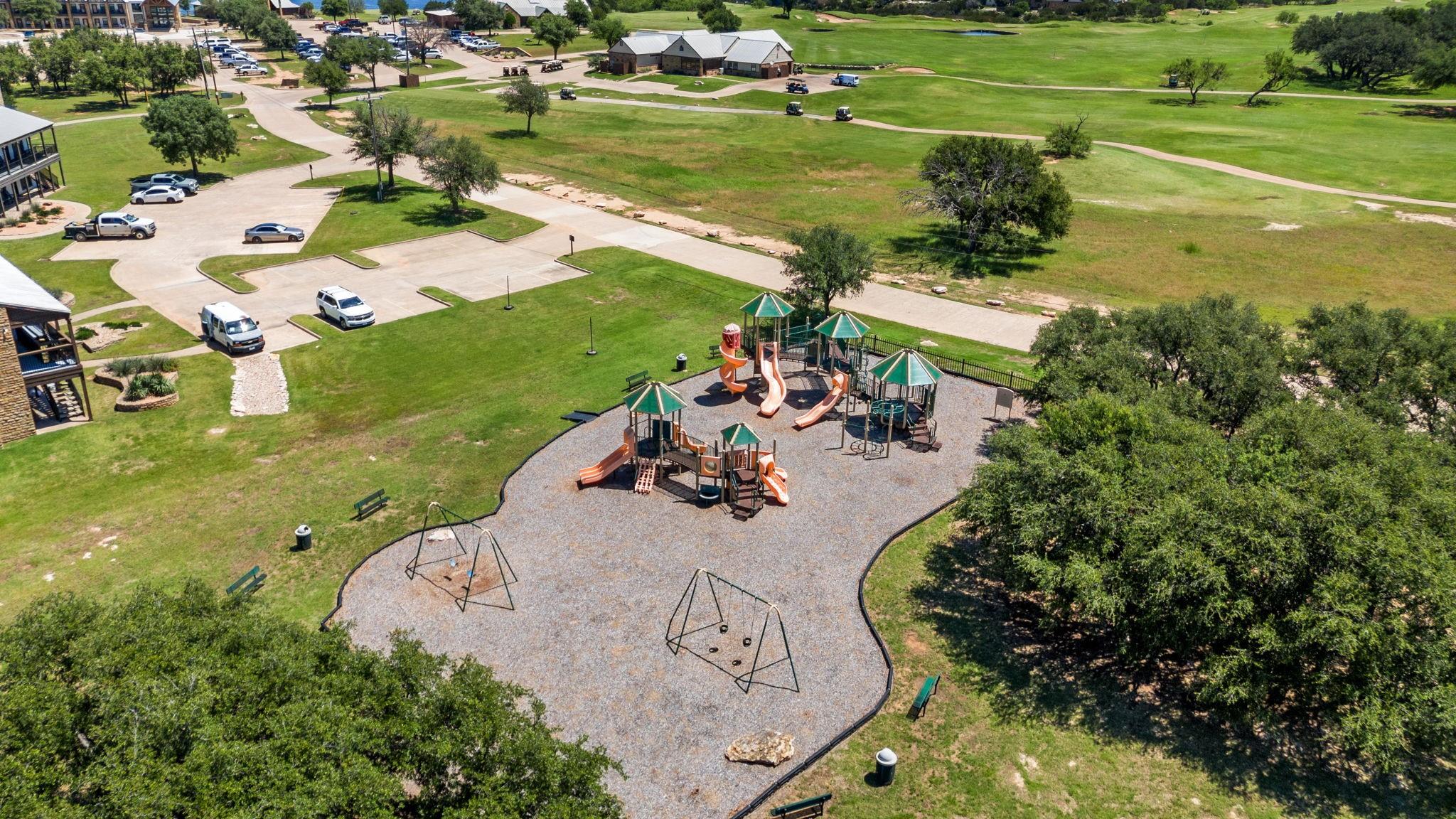 main property photo 9