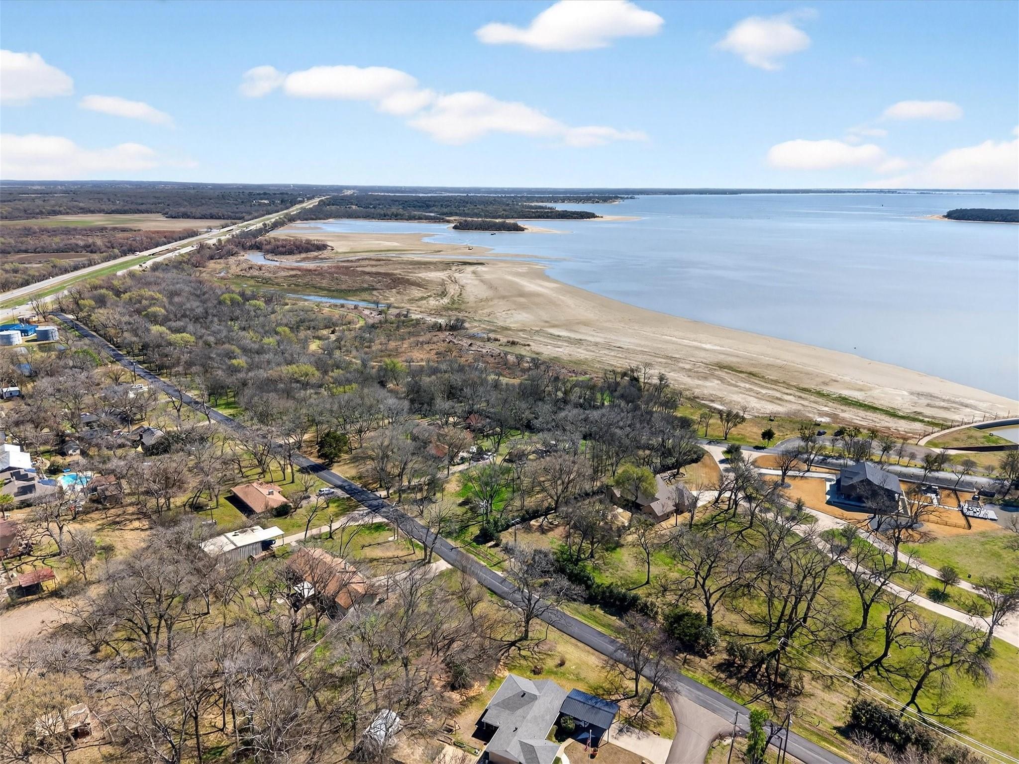 main property photo 33