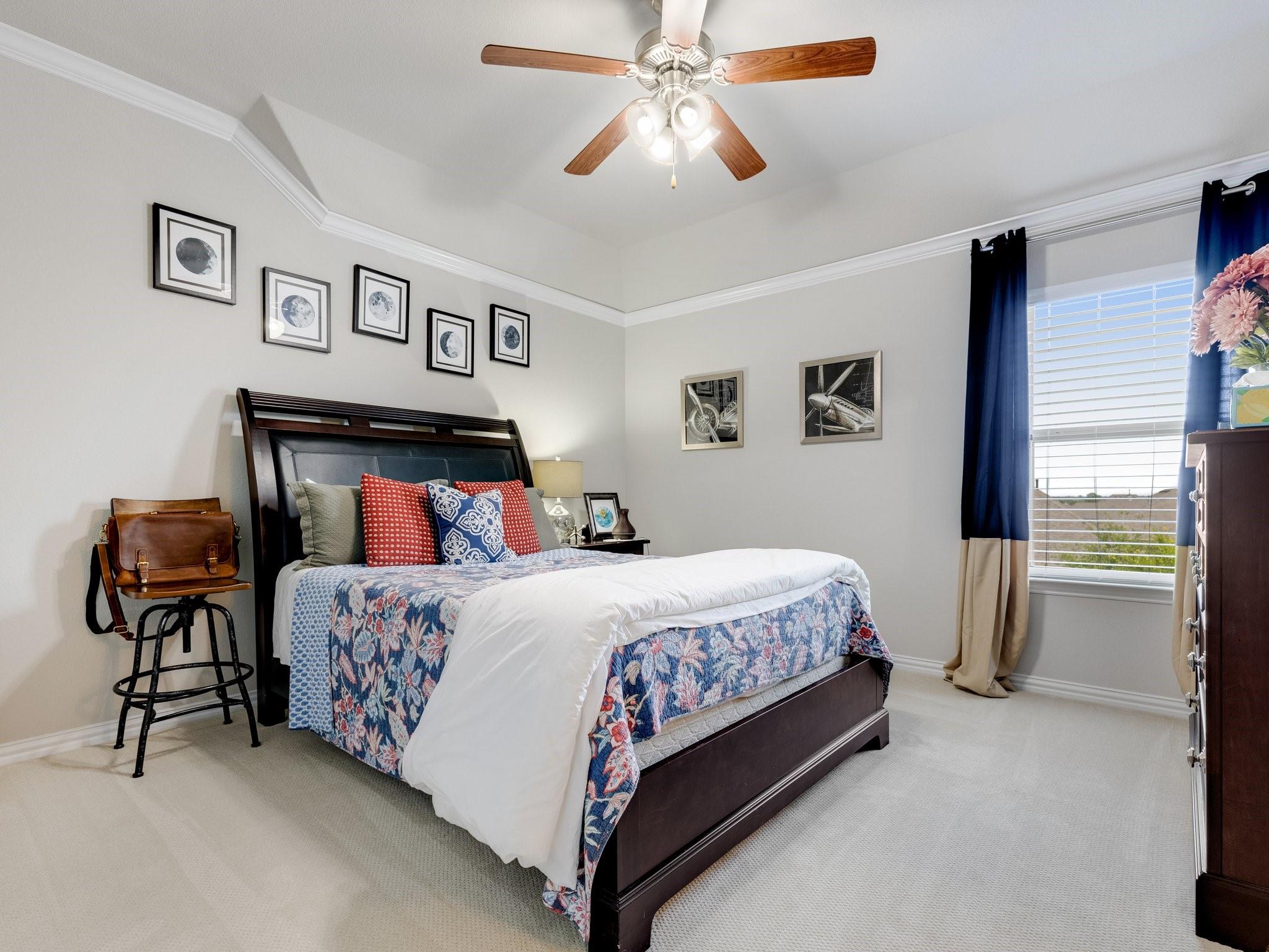 main property photo 19