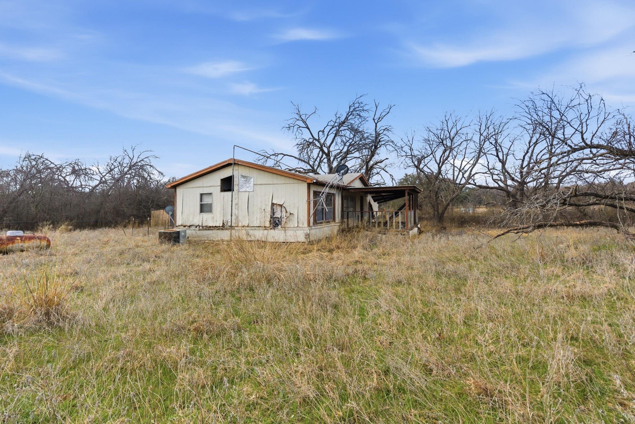 main property photo 9