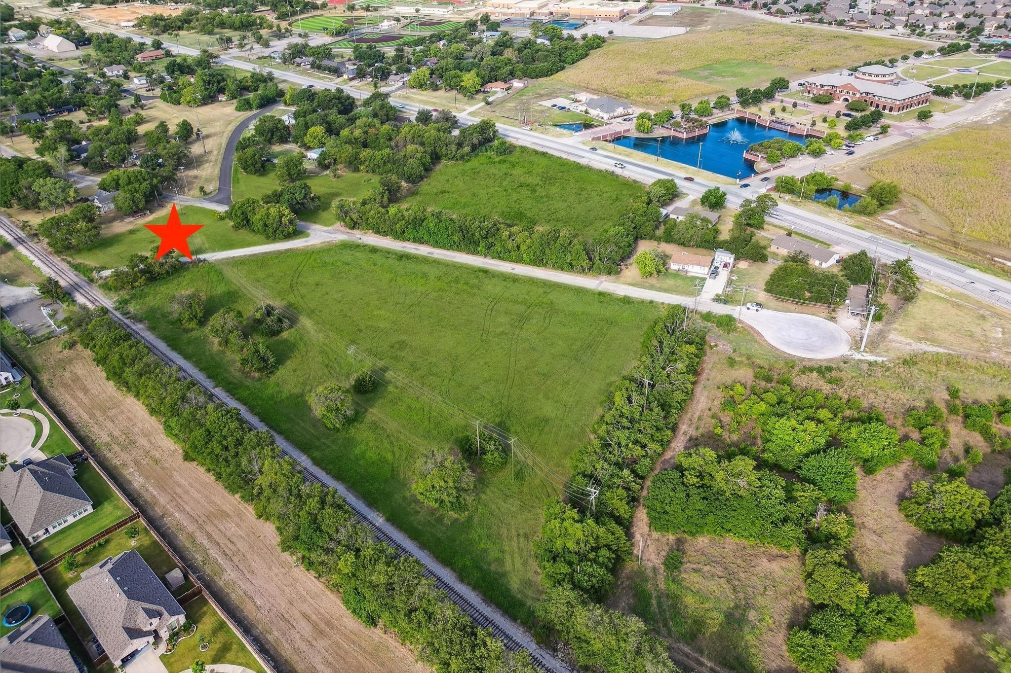 main property photo 4