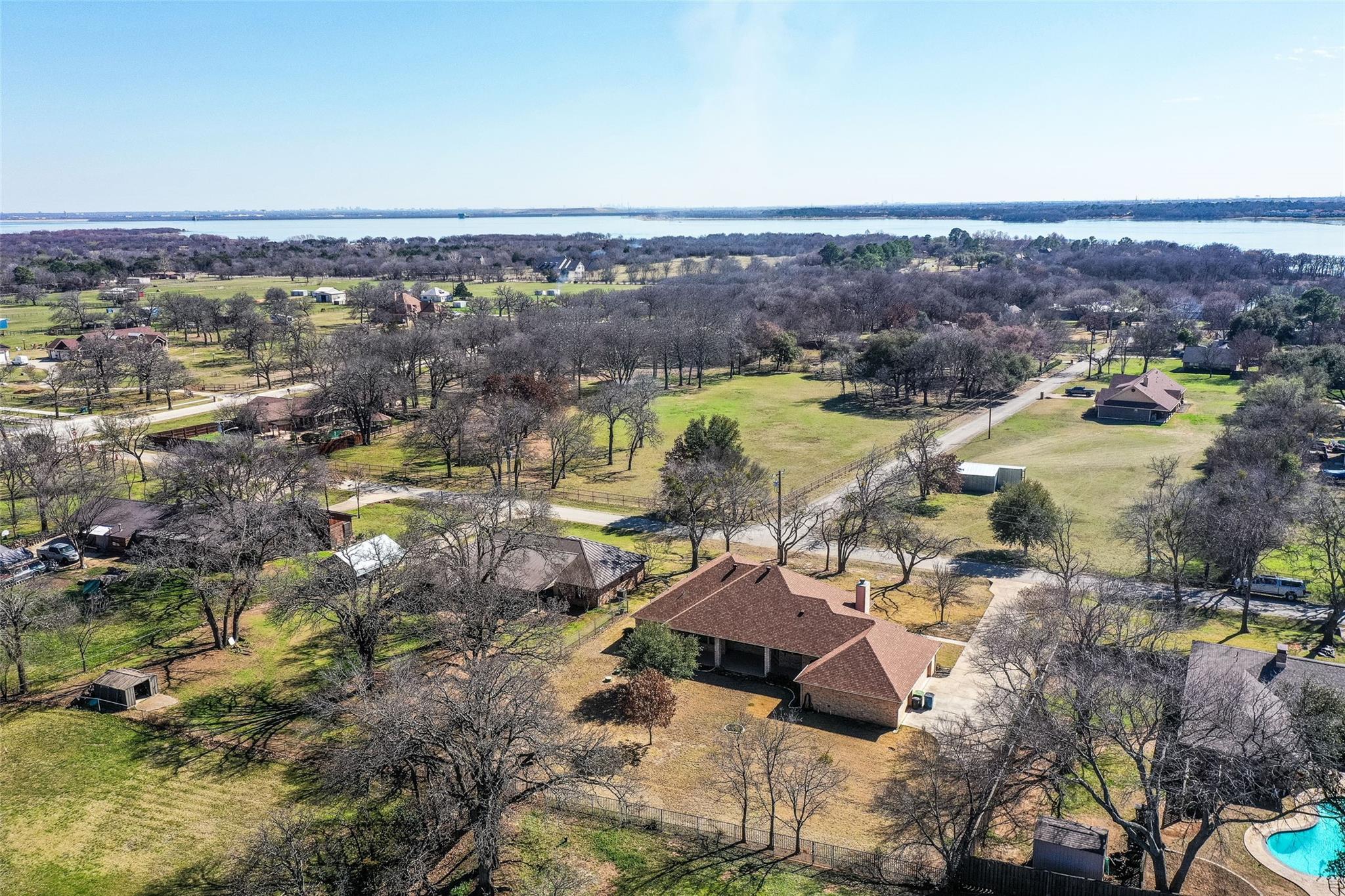 main property photo 34