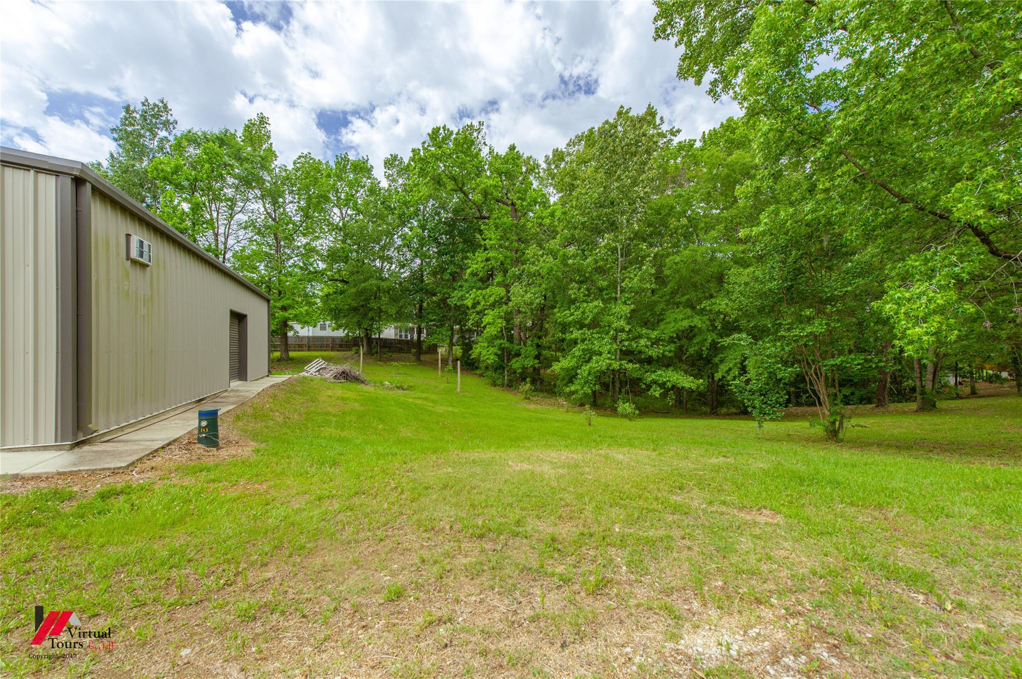 main property photo 6