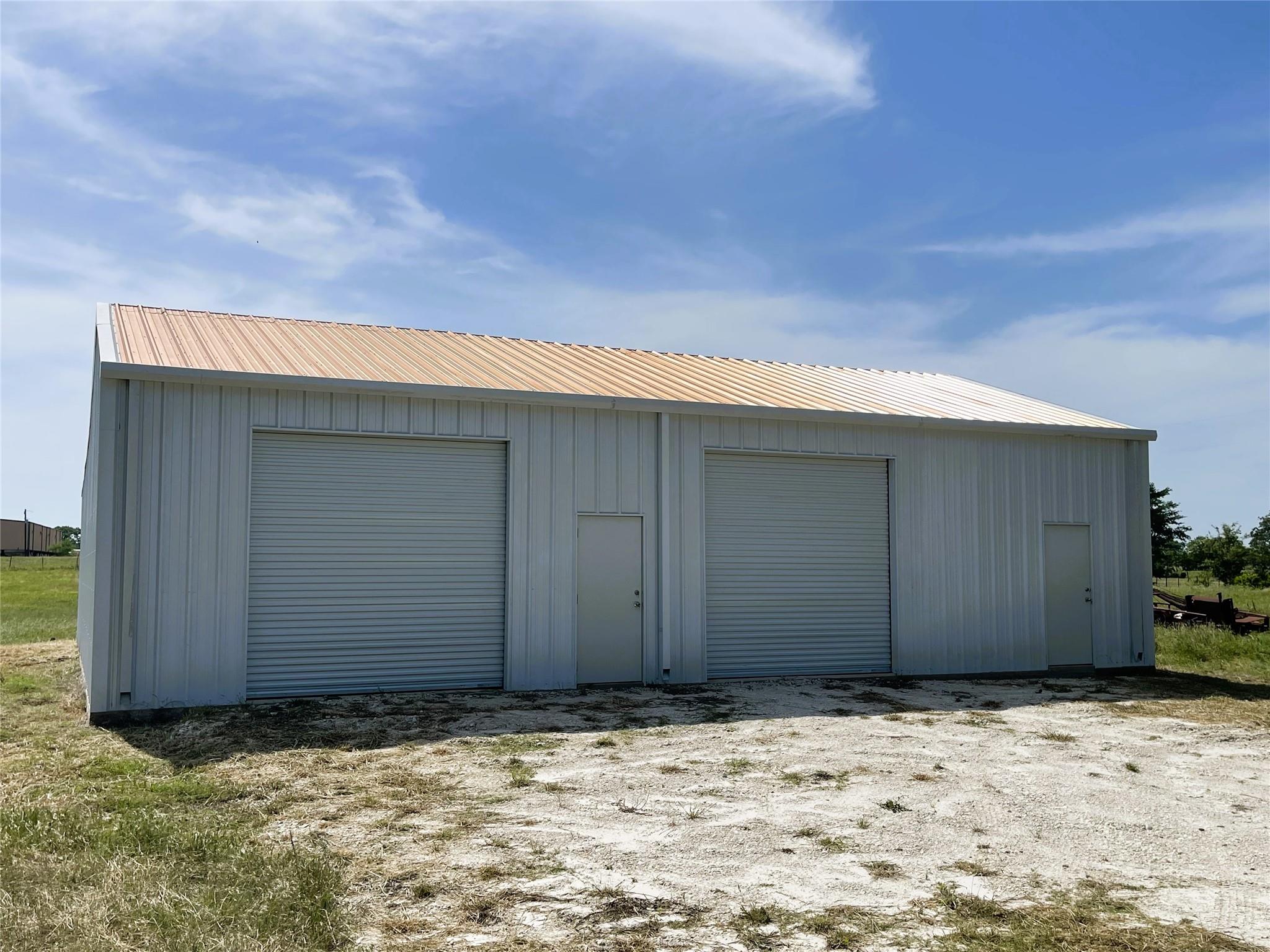 main property photo 38