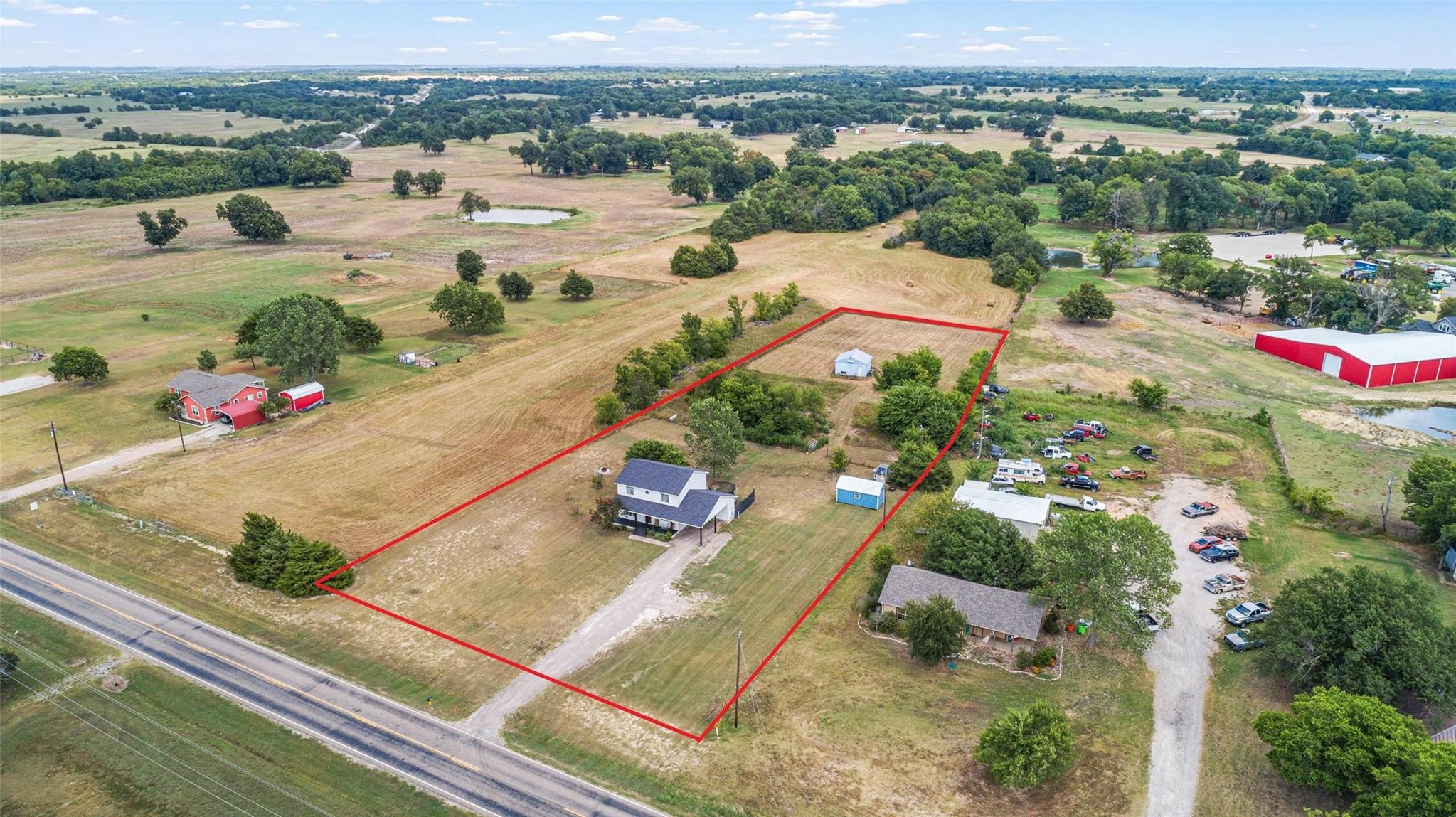main property photo 34