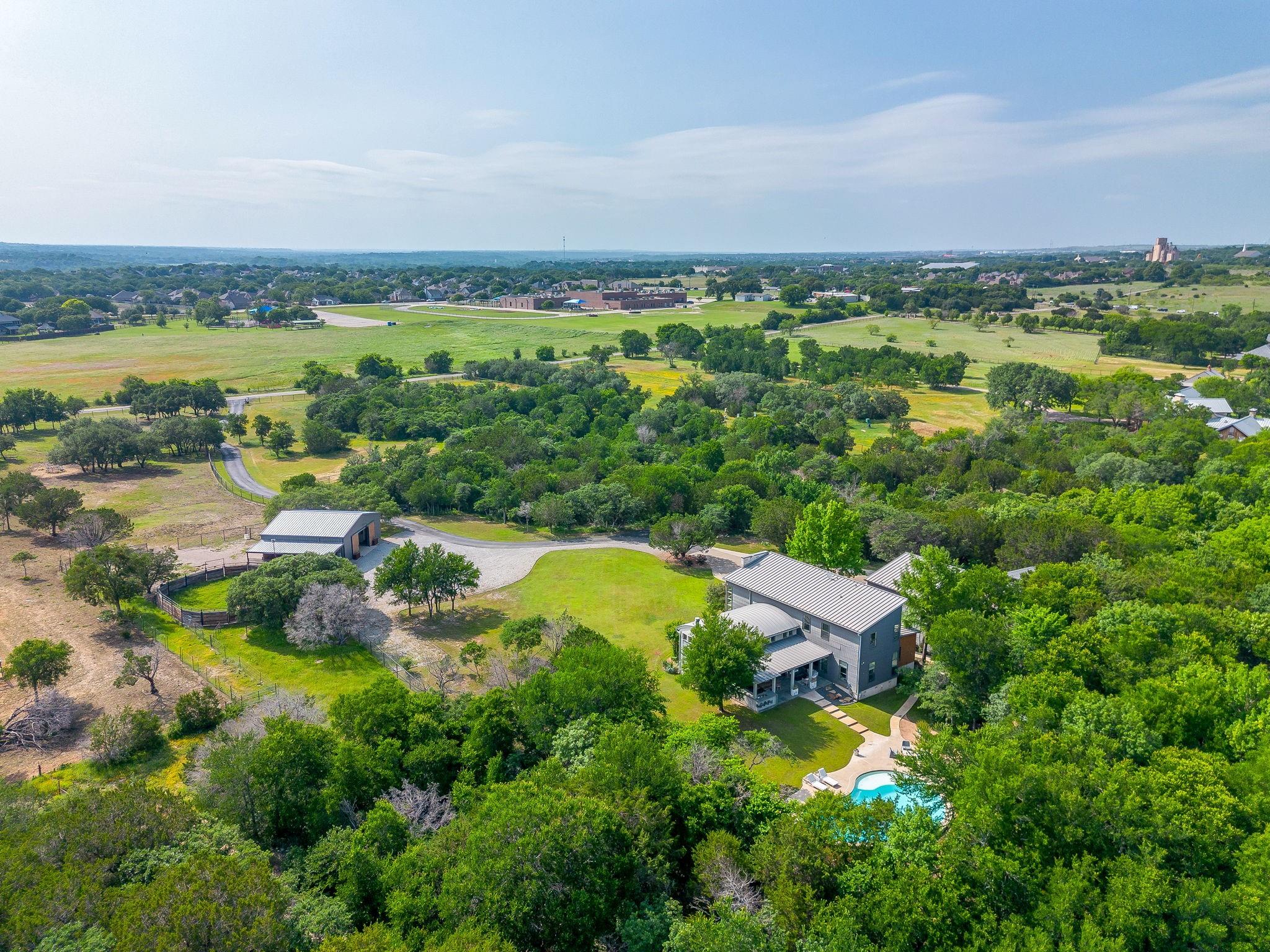 main property photo 36
