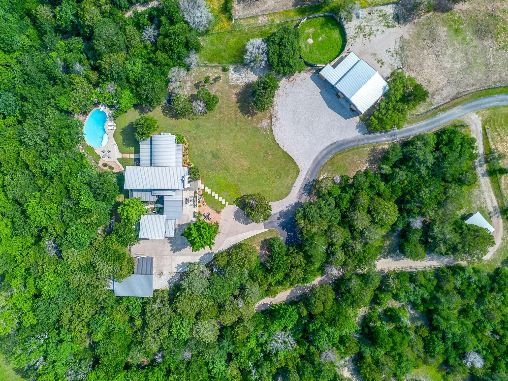 main property photo 39