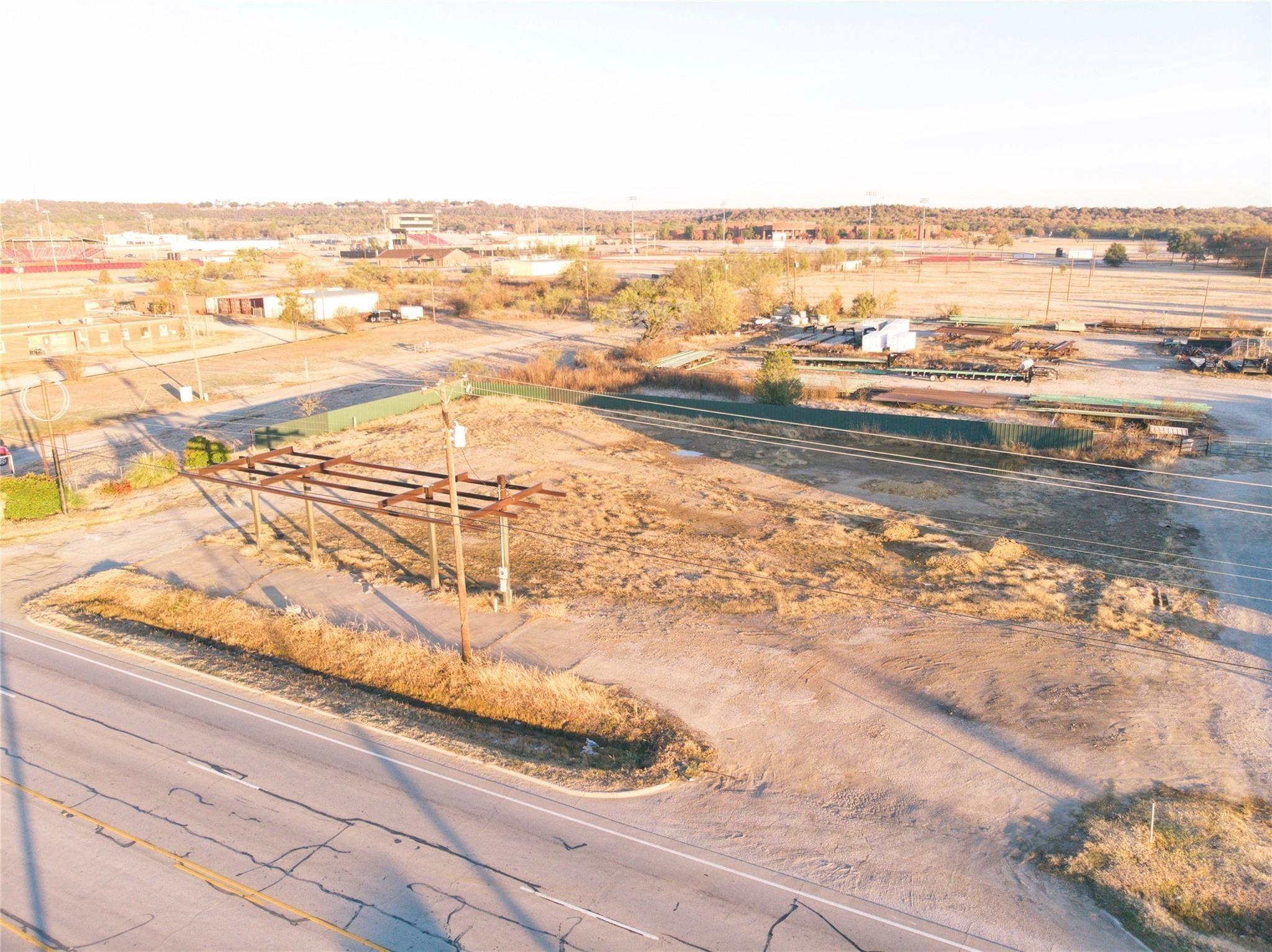 main property photo 4