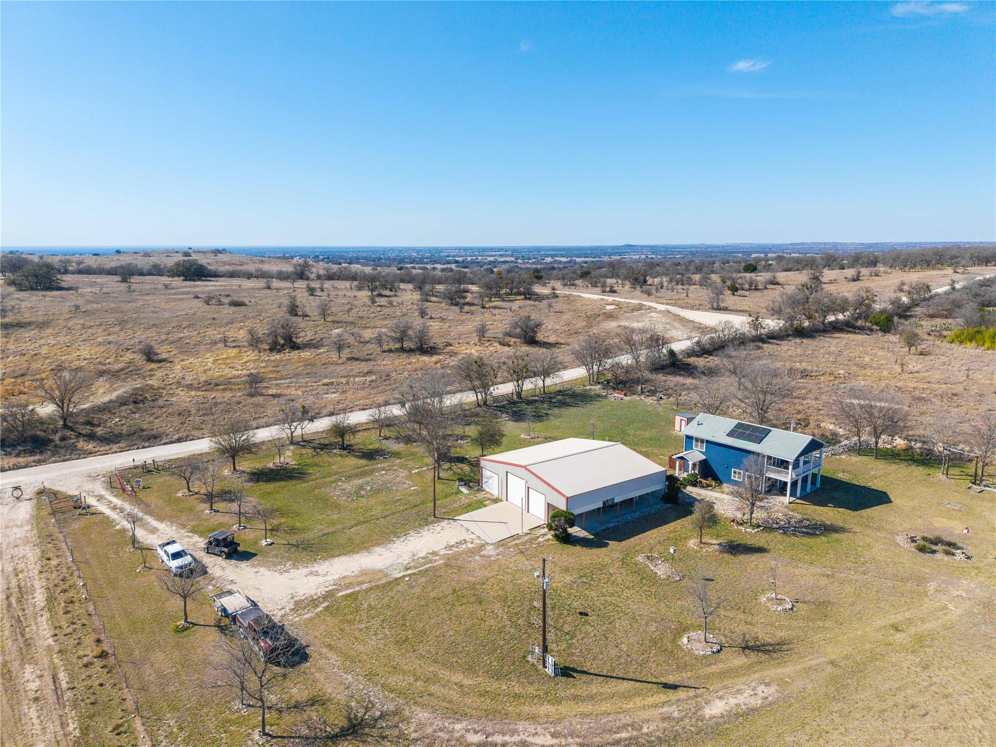 main property photo 28