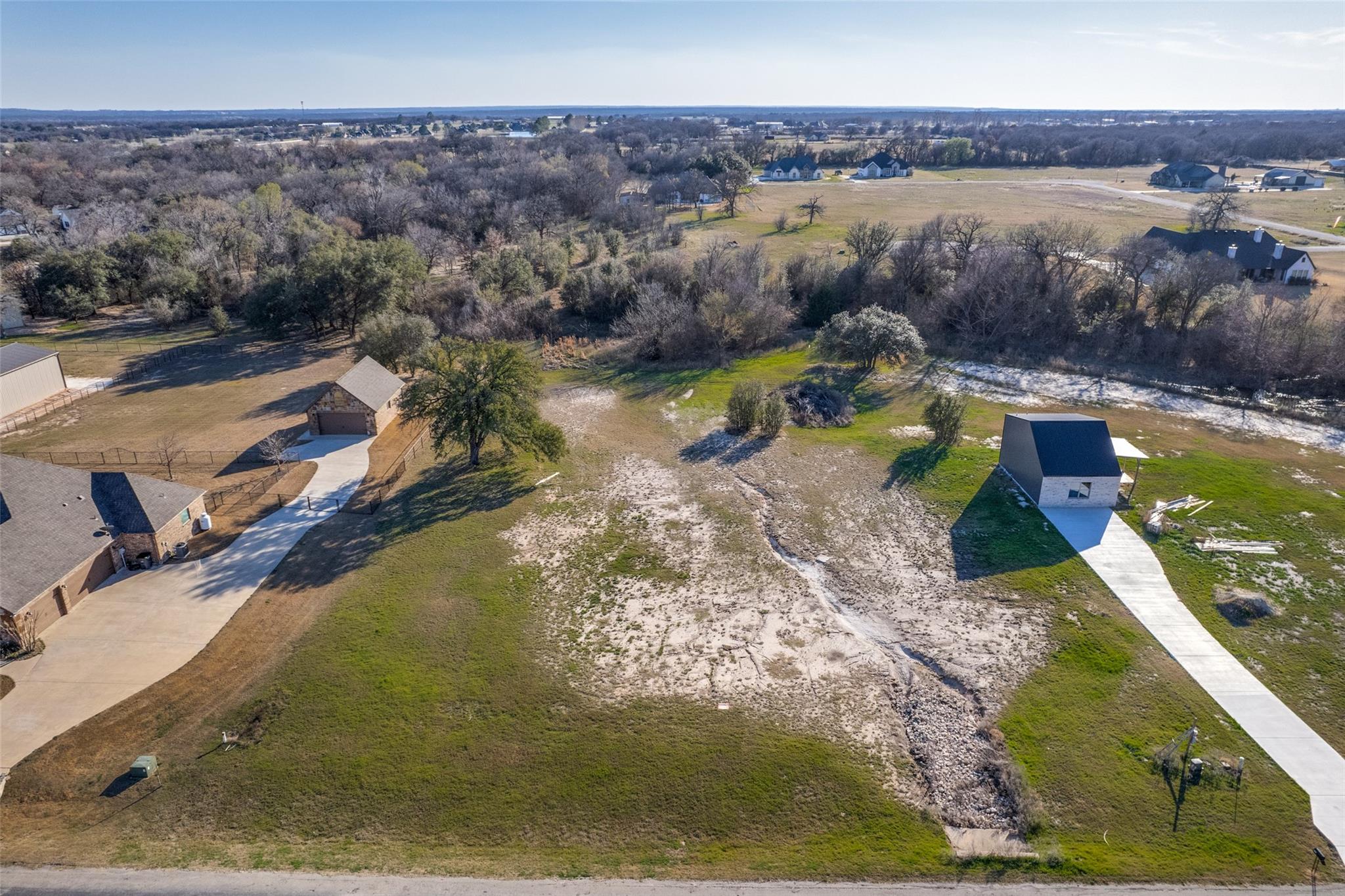 main property photo 3