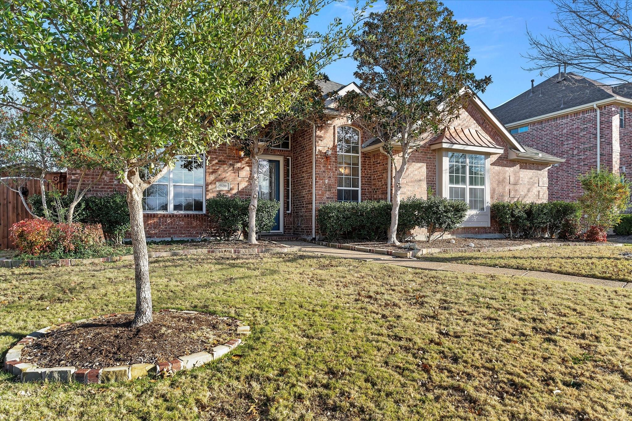 main property photo 39