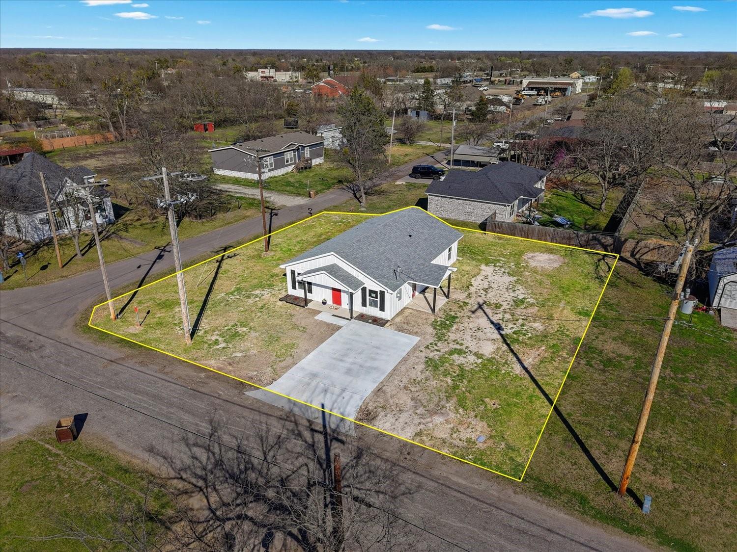 main property photo 26