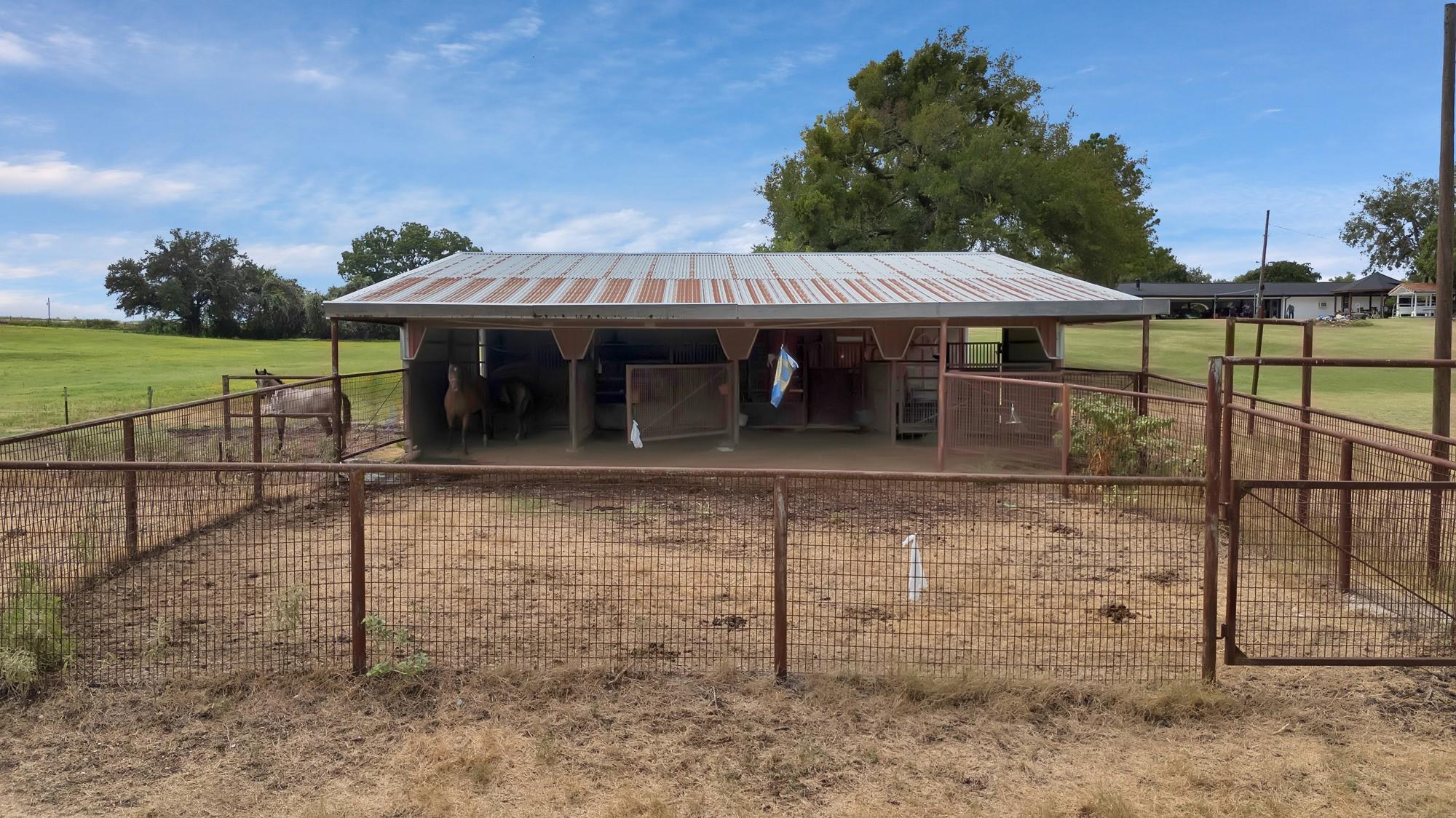 main property photo 6