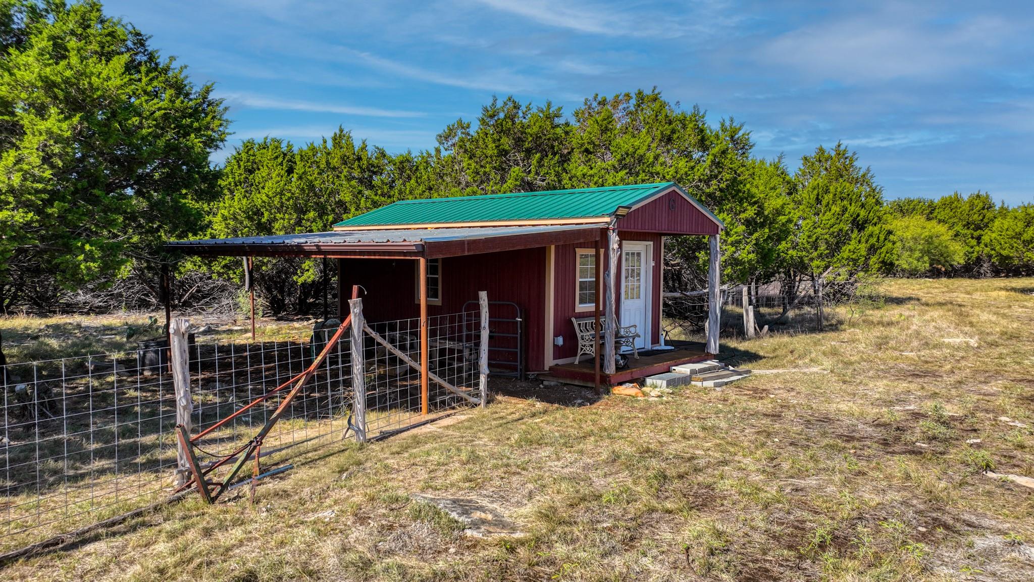 main property photo 34