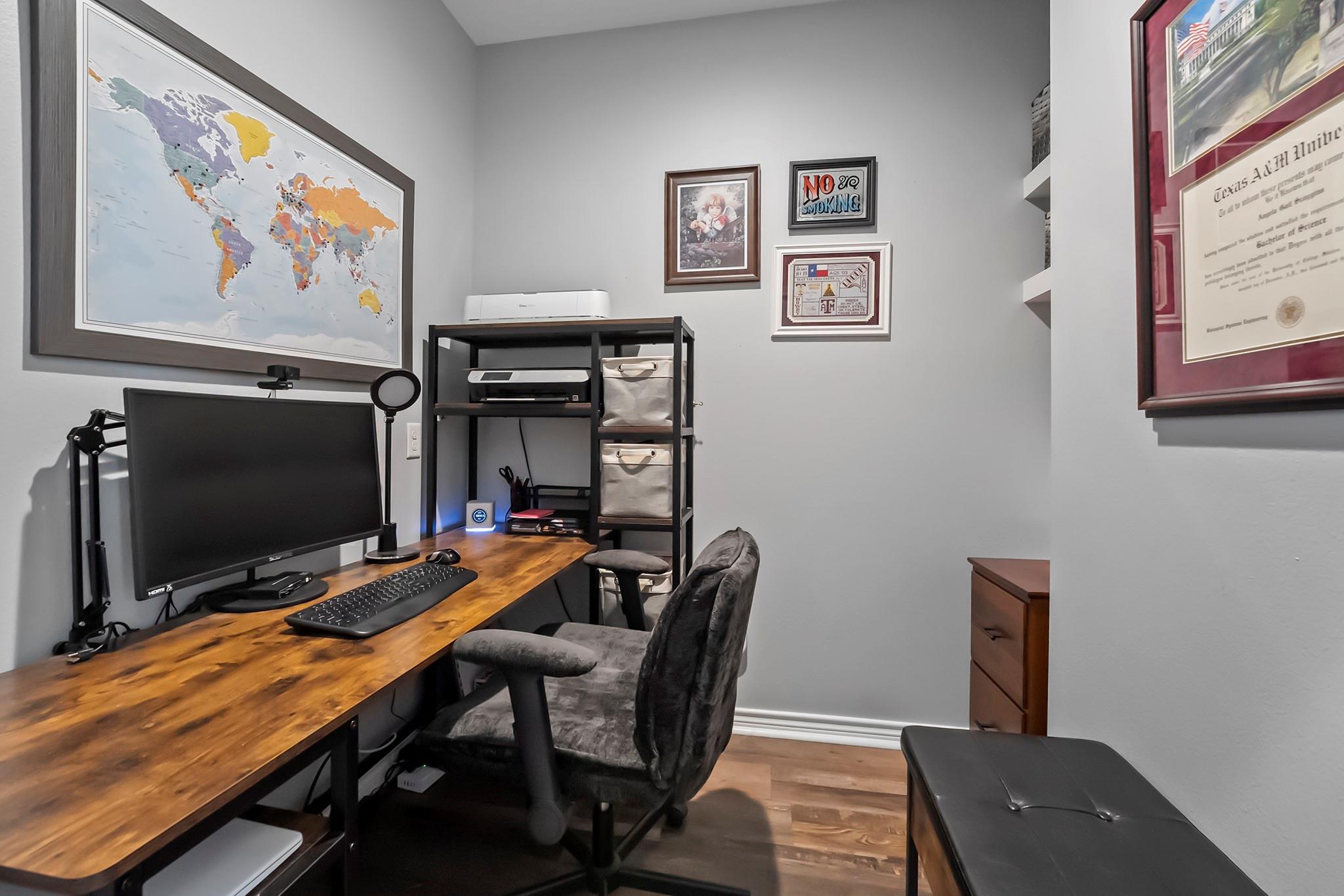 main property photo 24