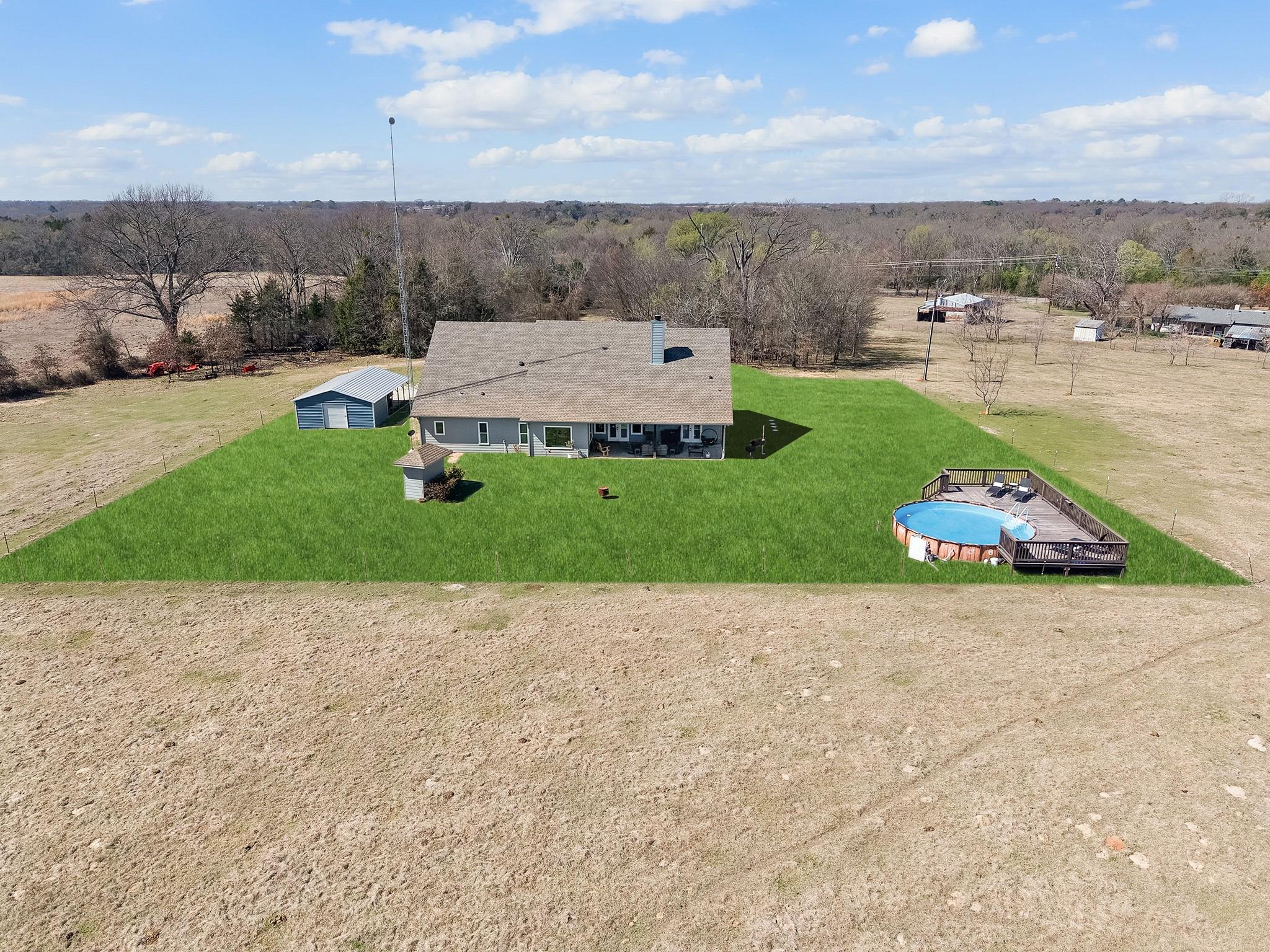 main property photo 28