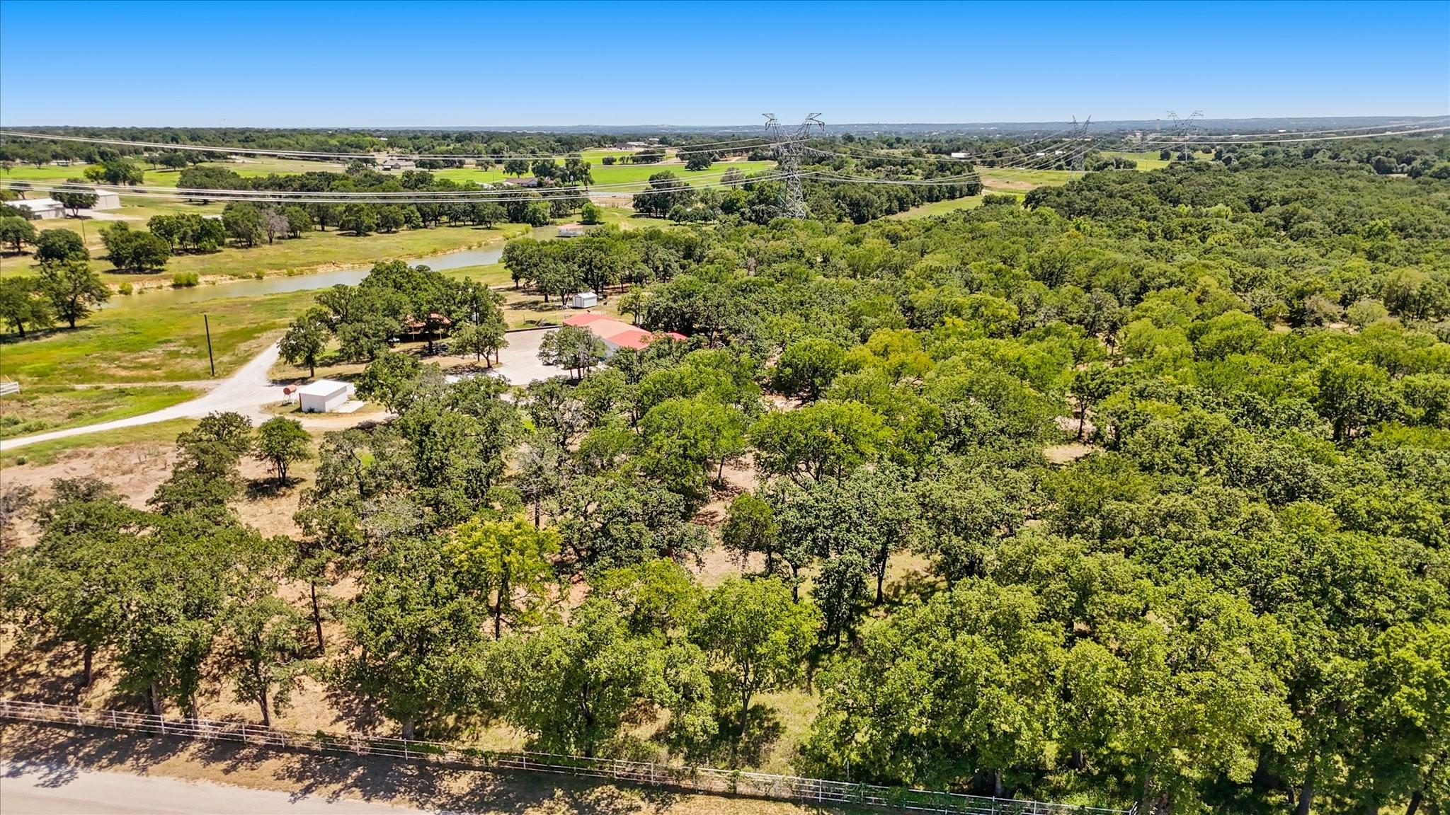 main property photo 9