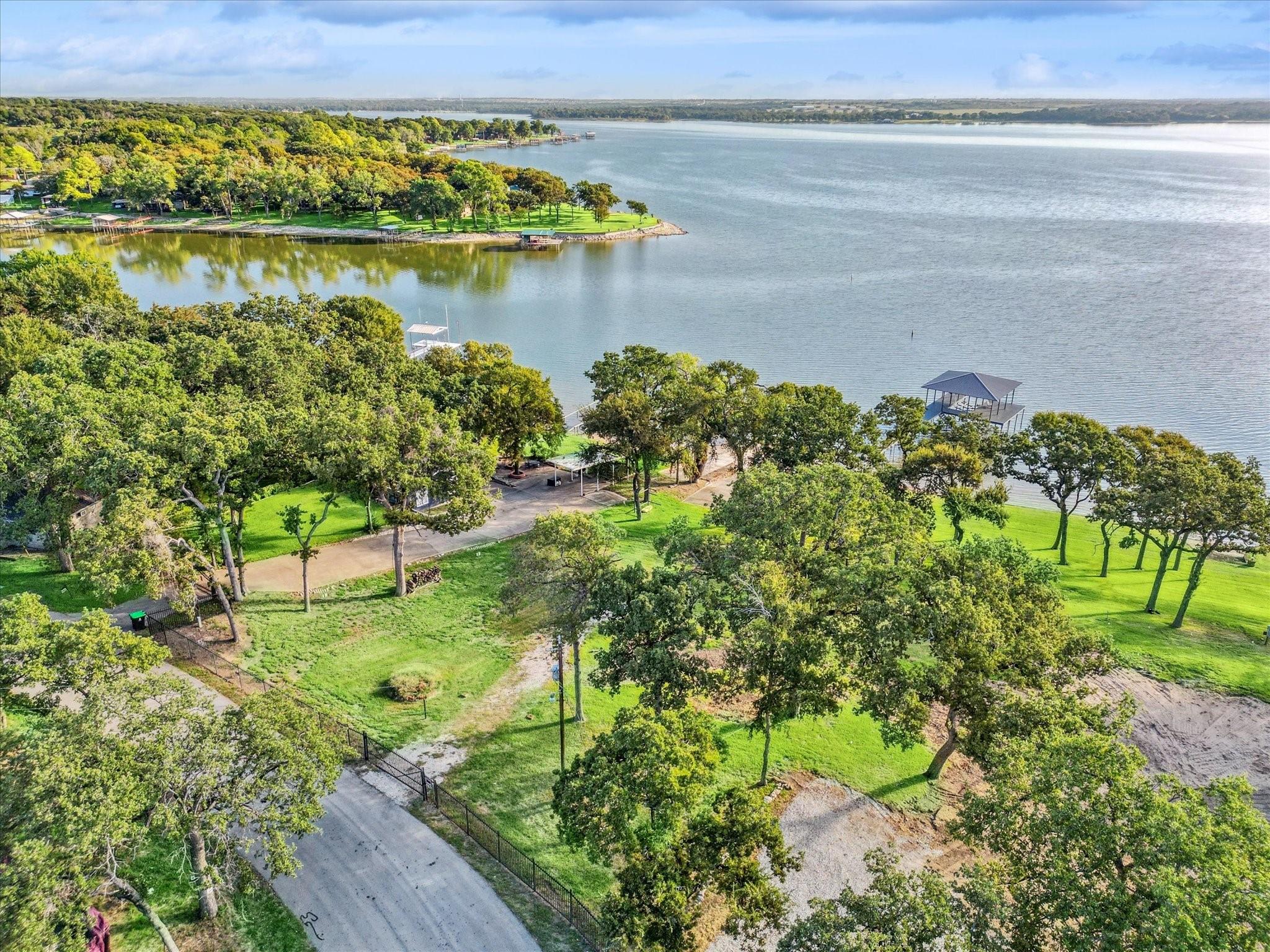 main property photo 26