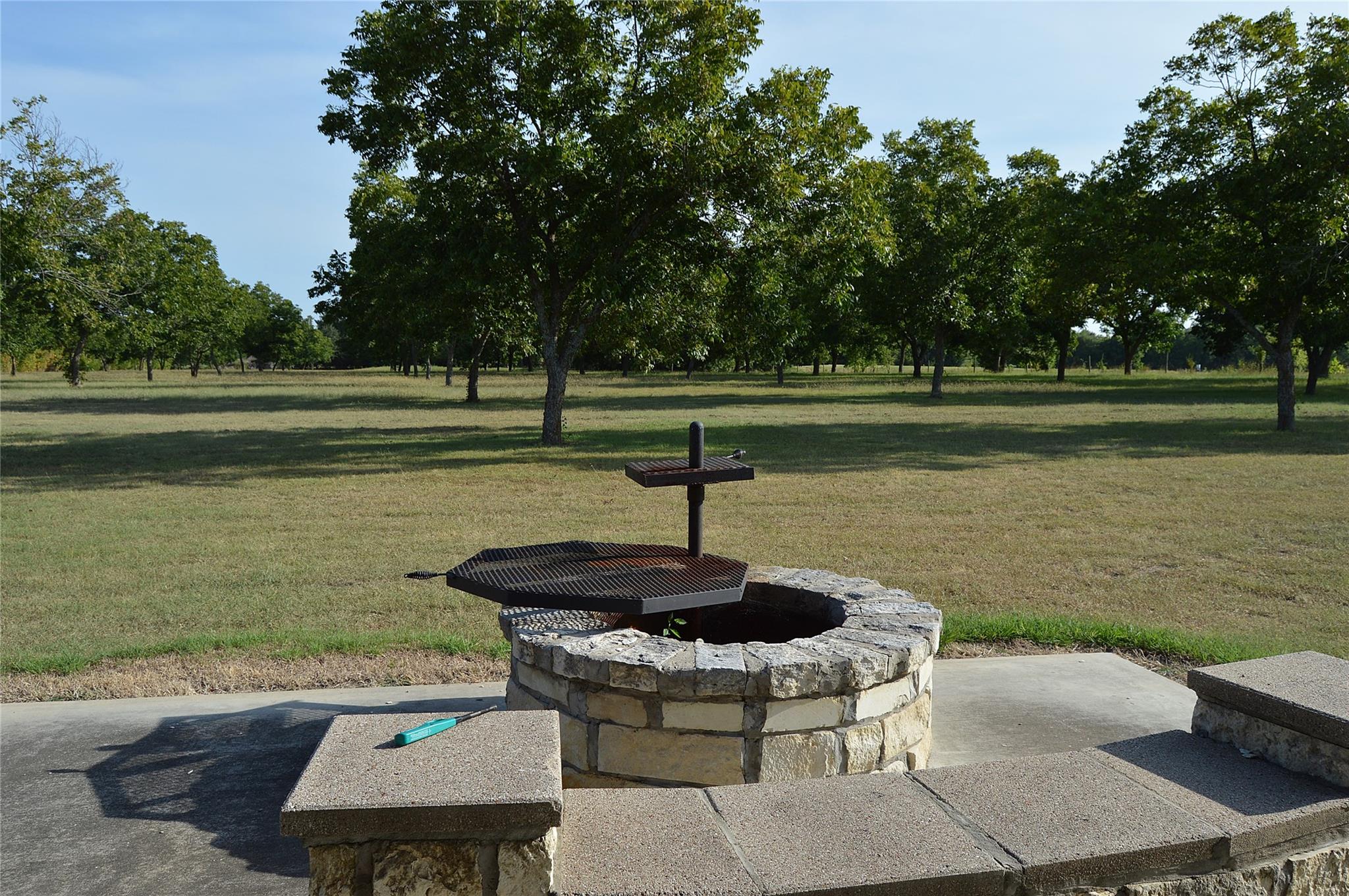 main property photo 6