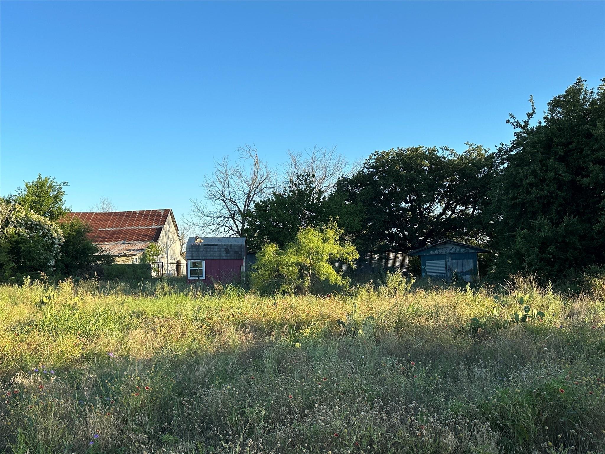 main property photo 12