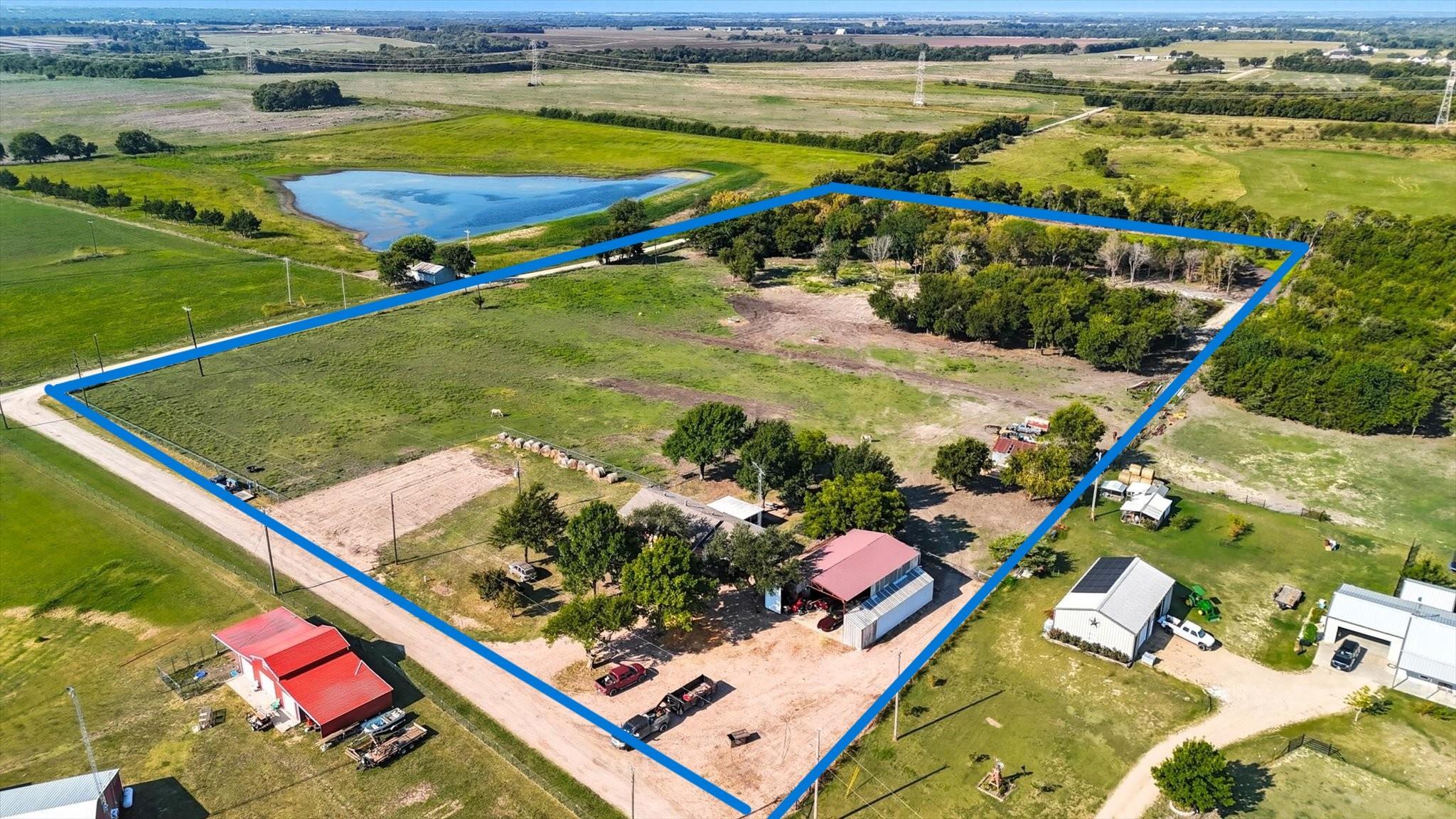 main property photo 34