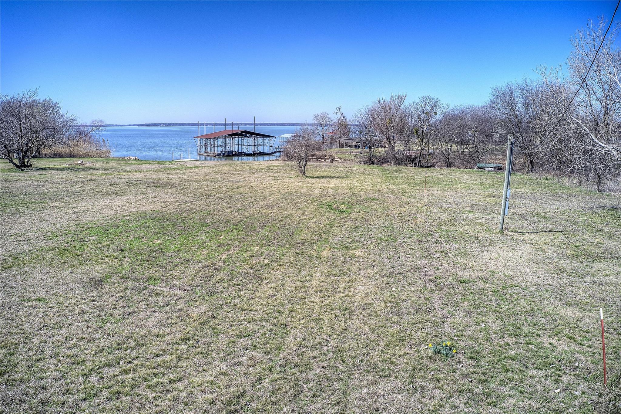main property photo 16