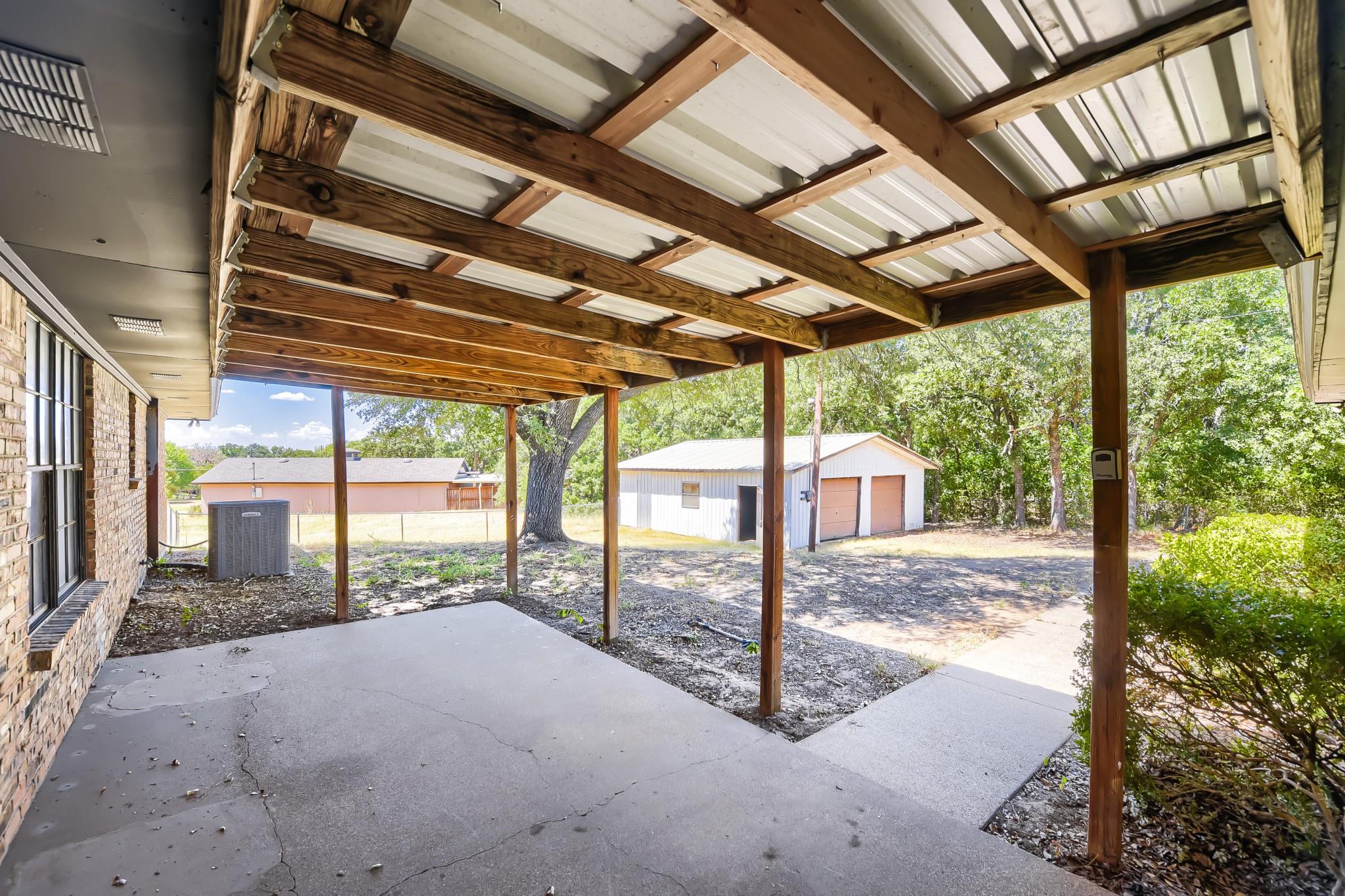 main property photo 22
