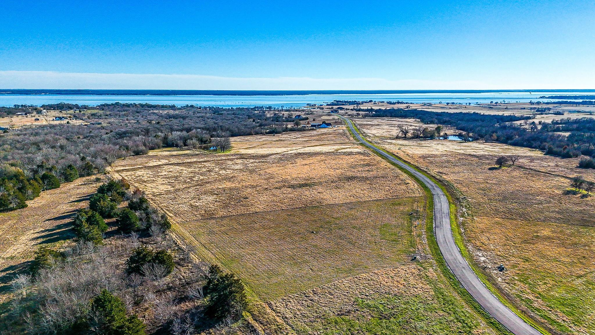 main property photo 15