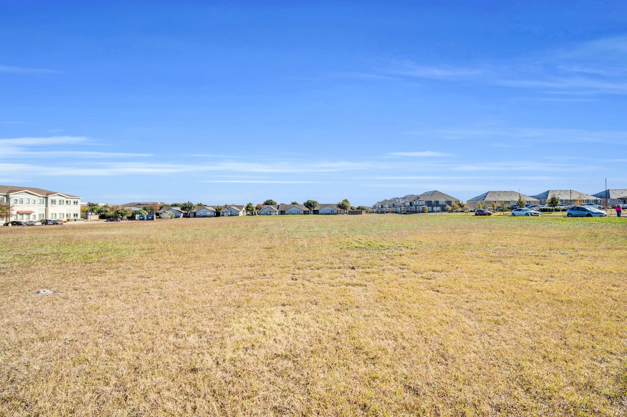 main property photo 11