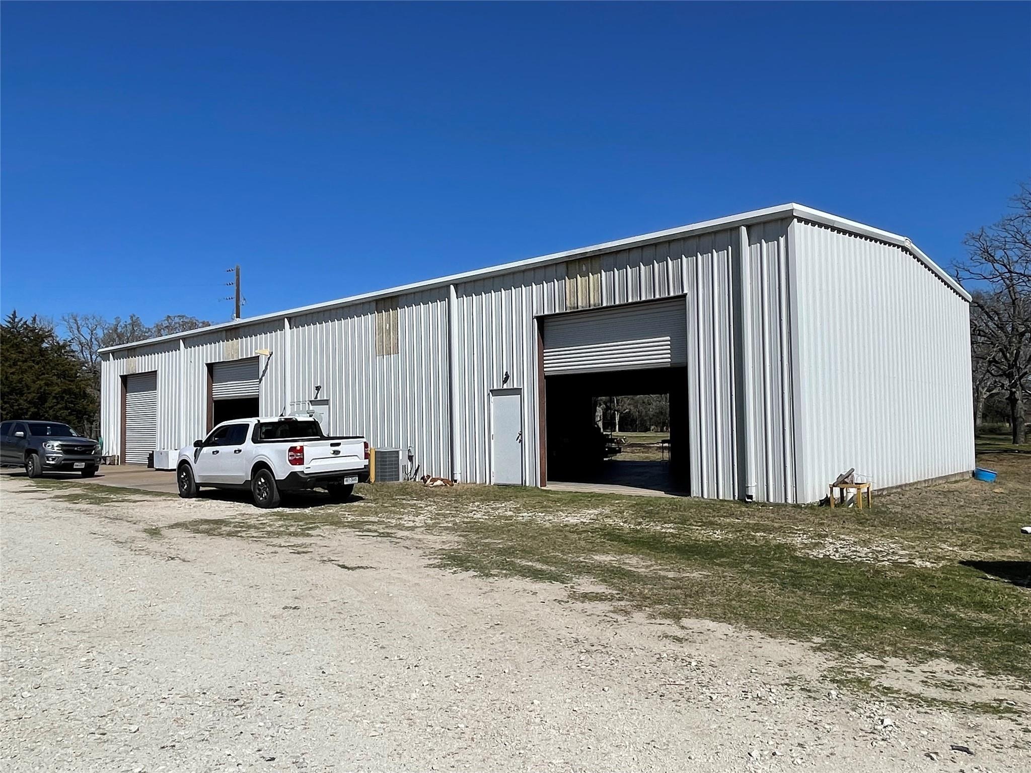 main property photo 21