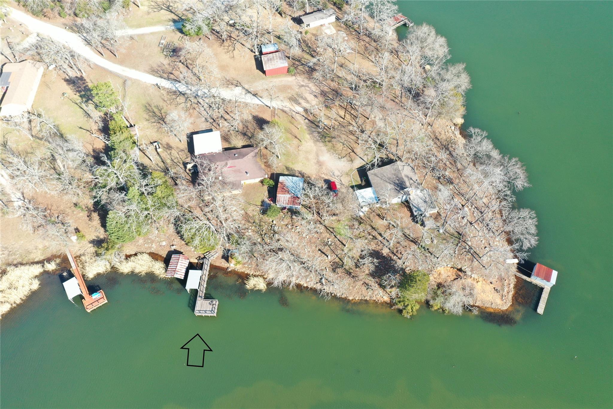 main property photo 33