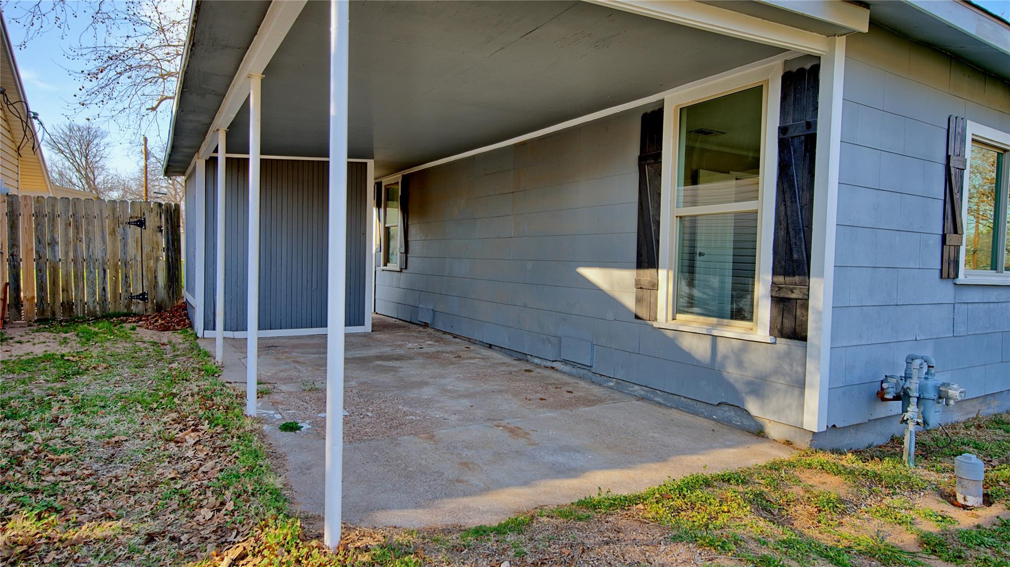 main property photo 32