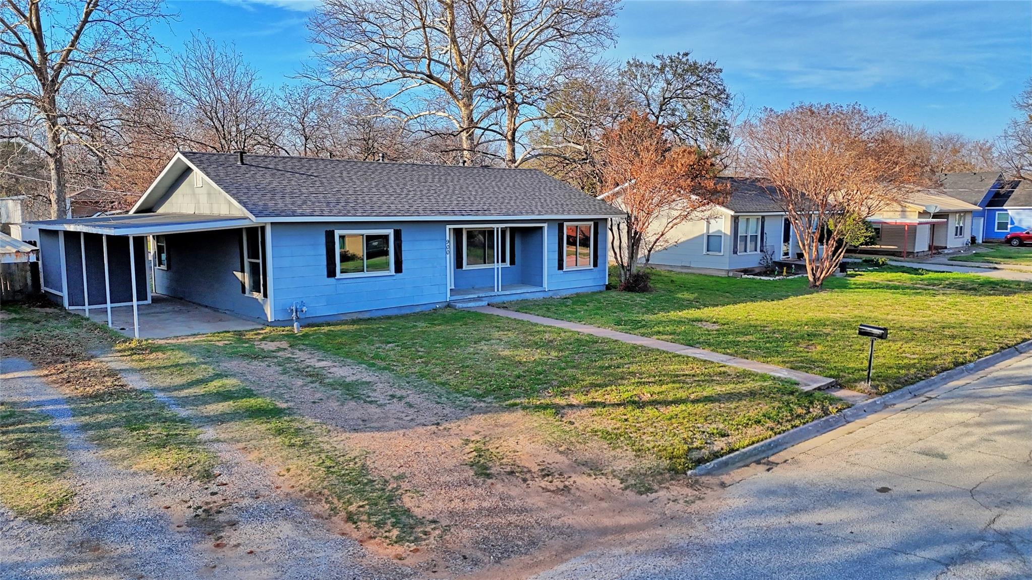 main property photo 34