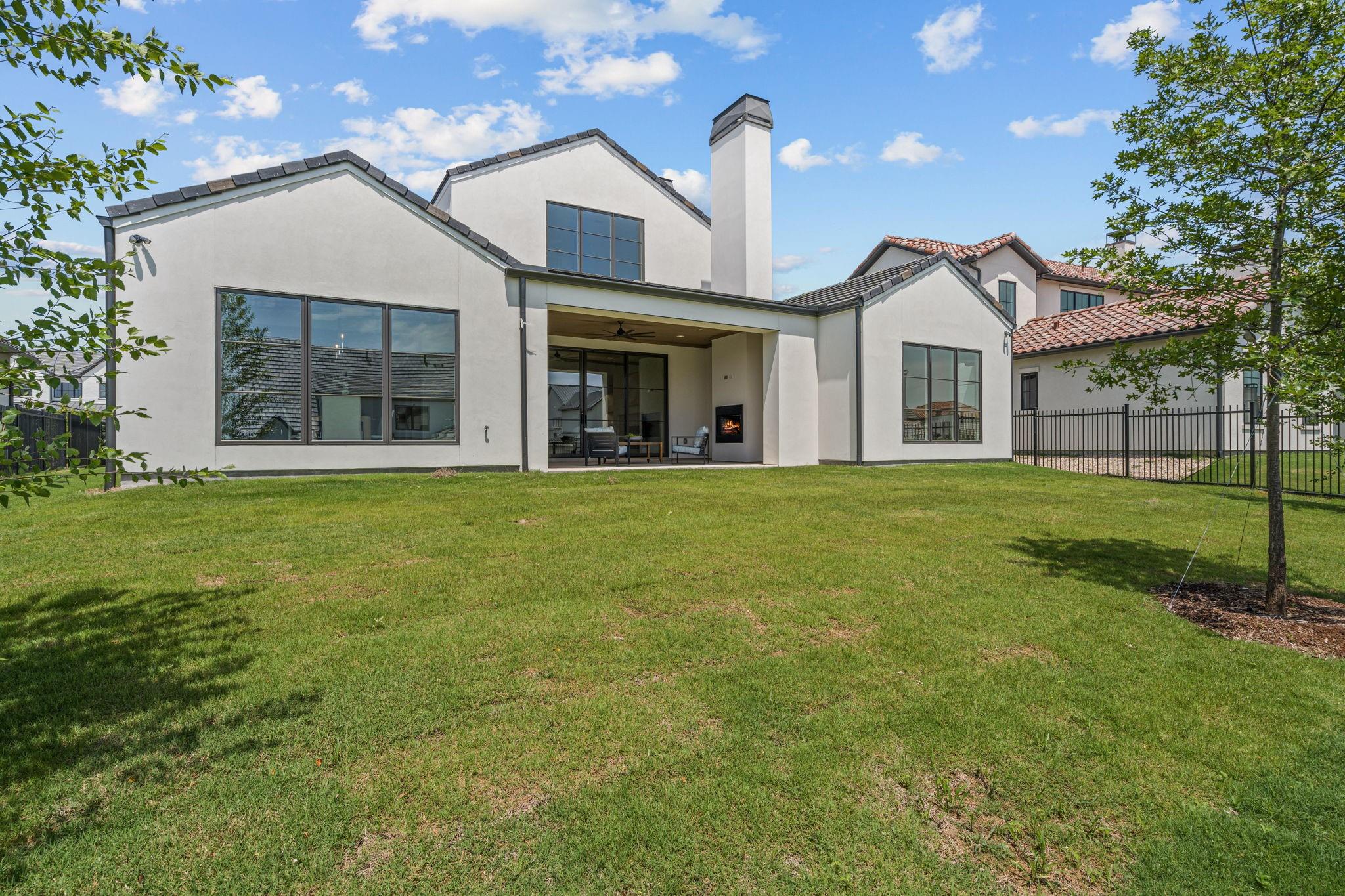 main property photo 36