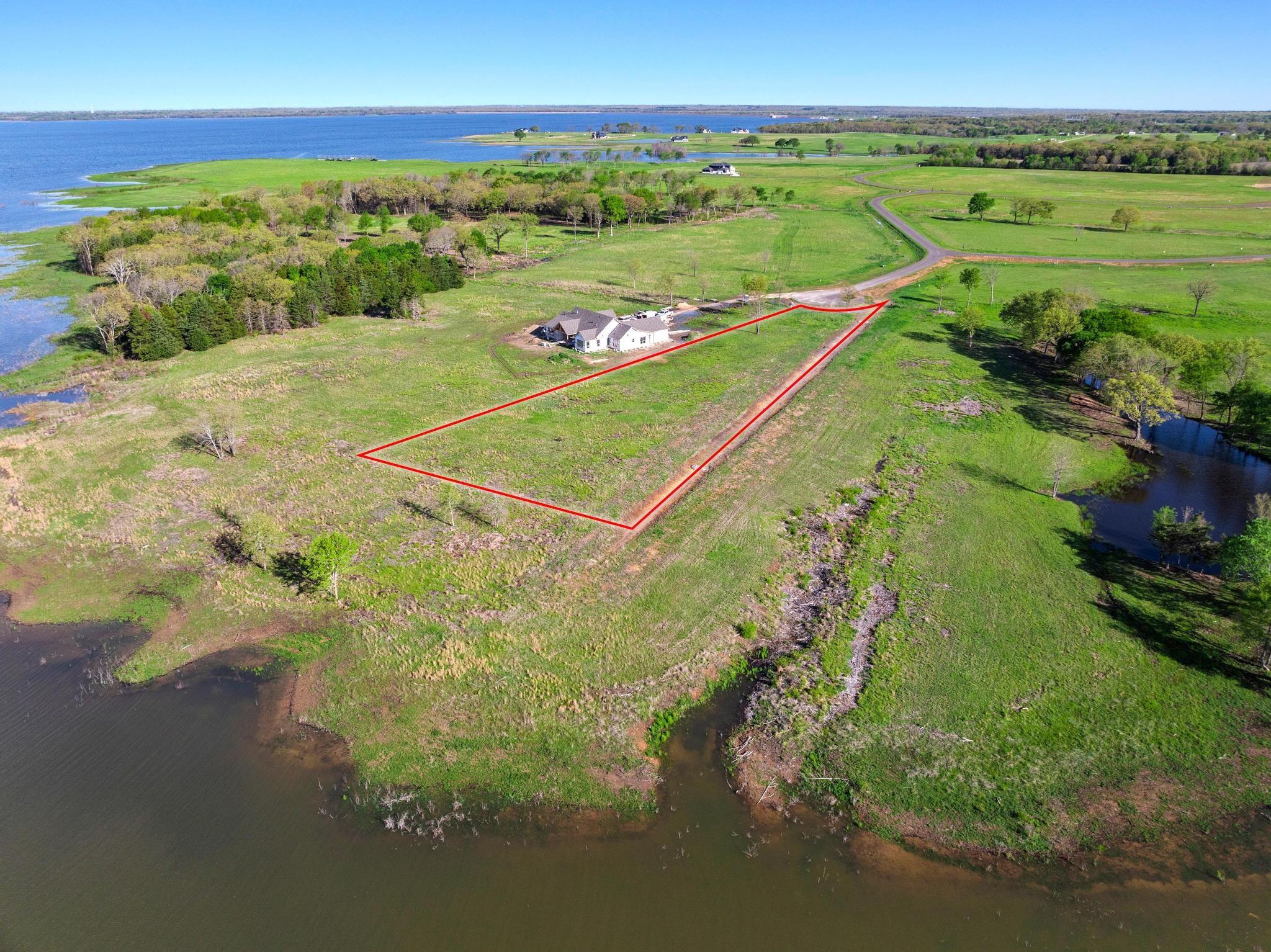 main property photo 8
